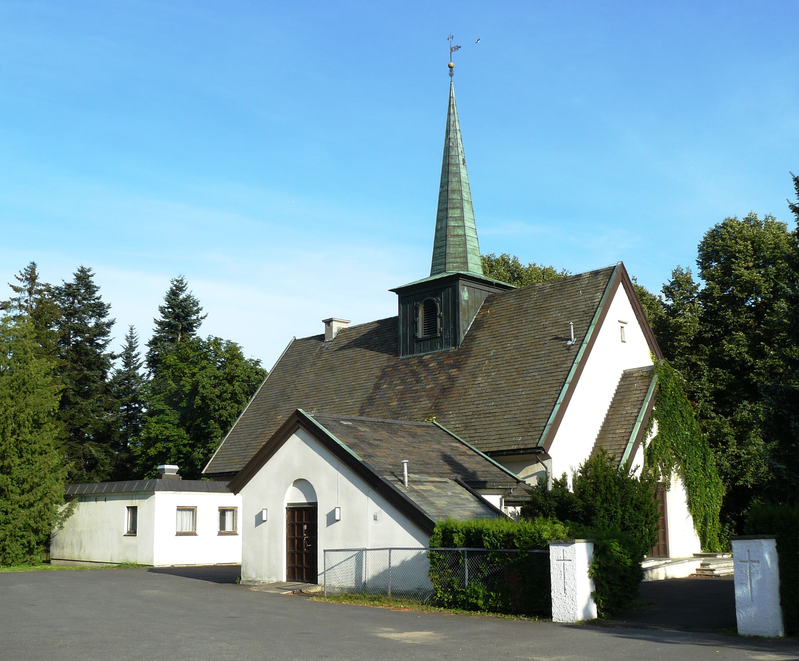 Høybråten Church