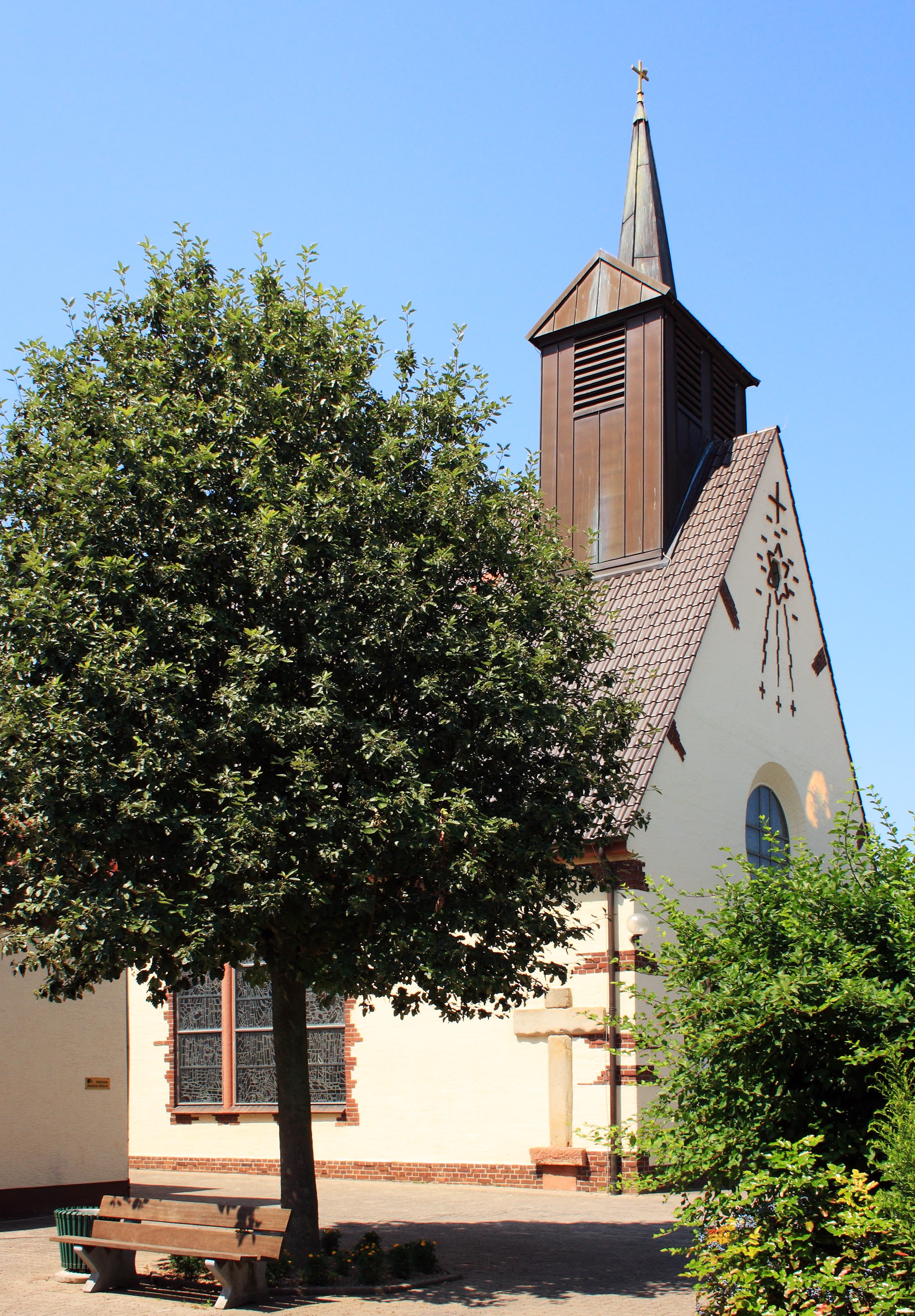 Catholic Church of the Three Kings, Hahnheim