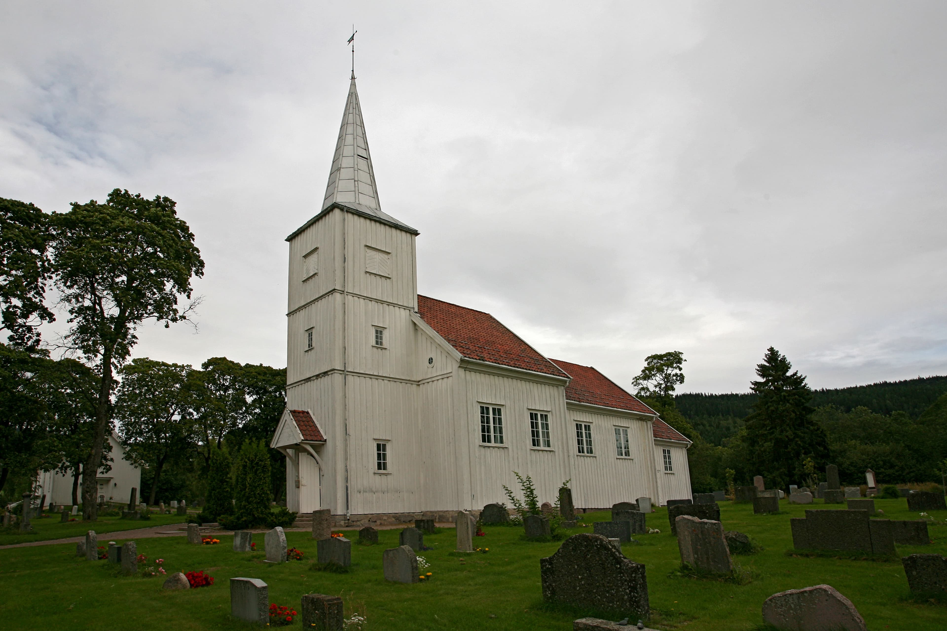 Hakadal Church