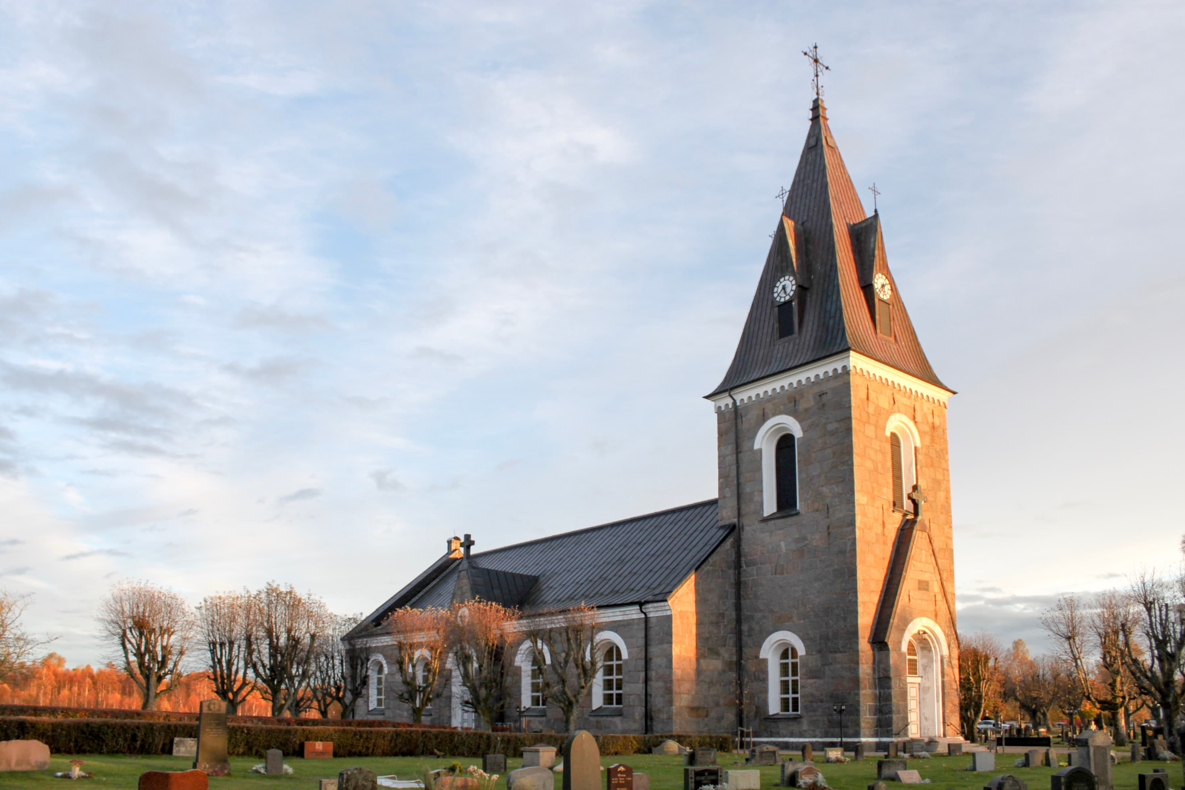Hamneda Church