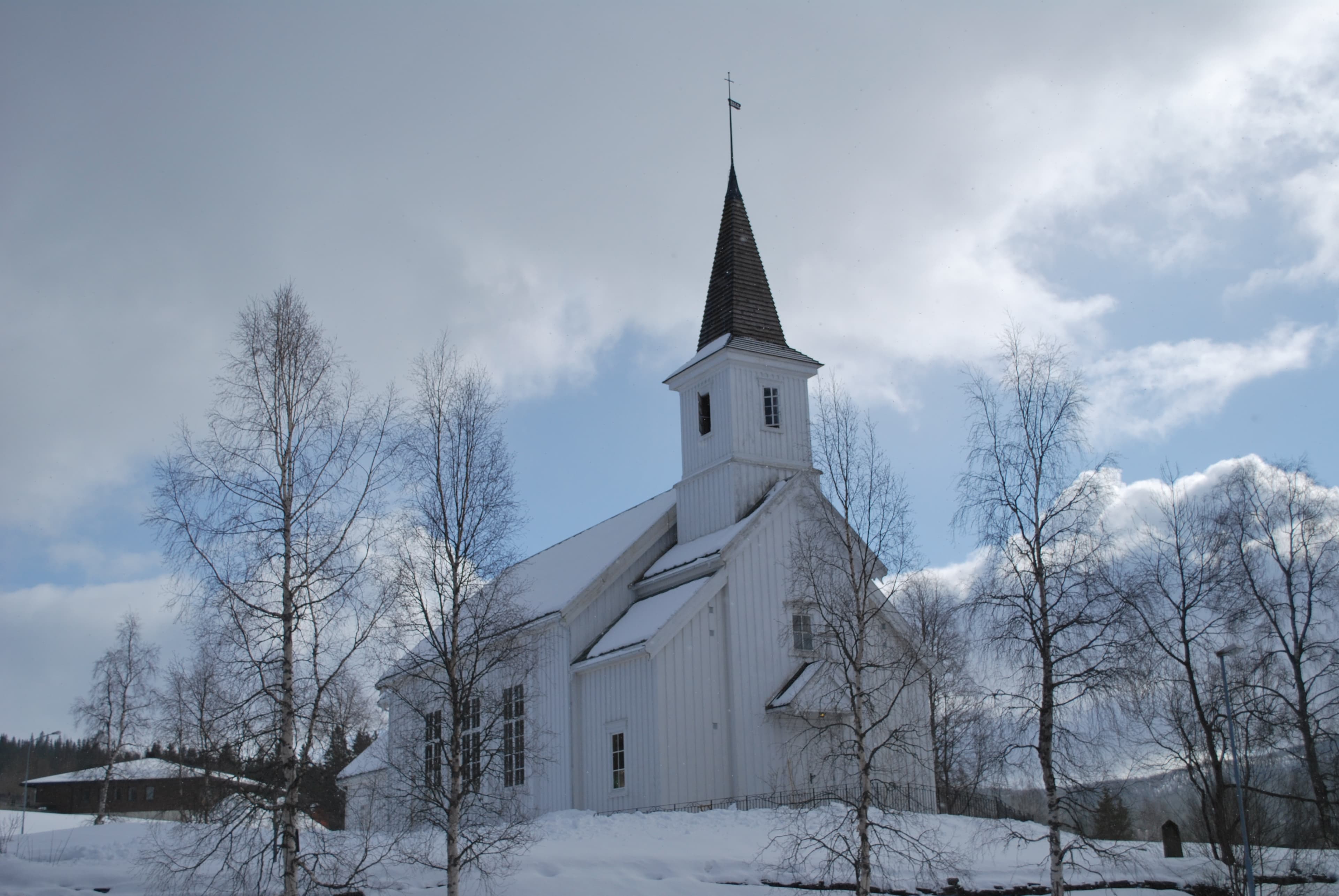 Hattfjelldal Church