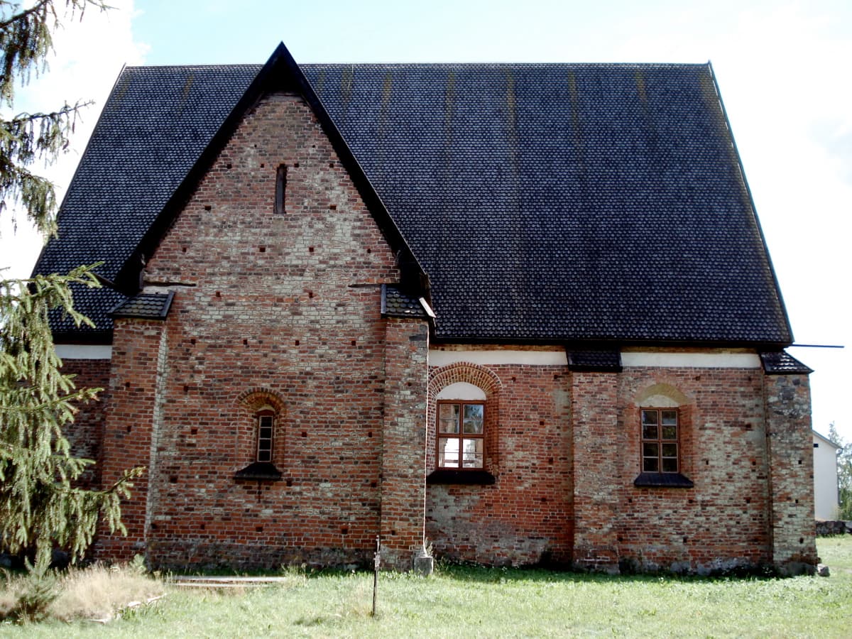Holy Cross Church