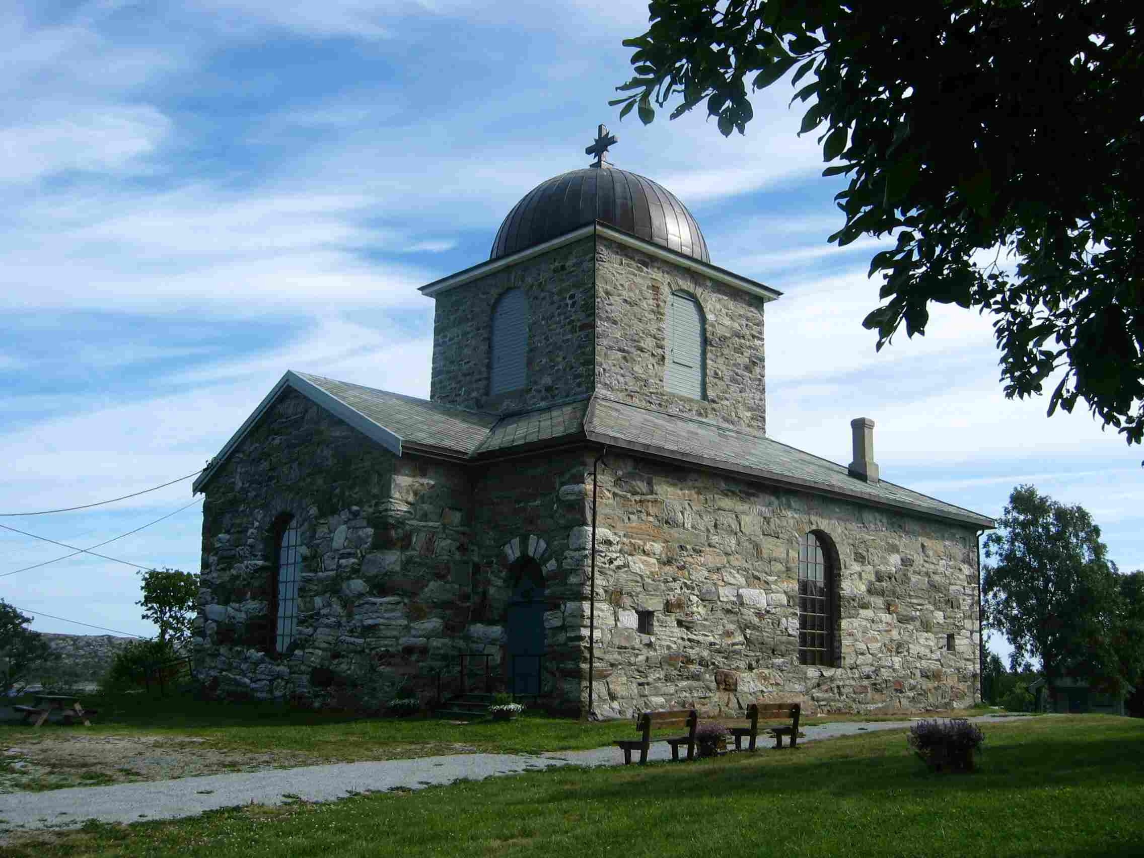Hitra Church