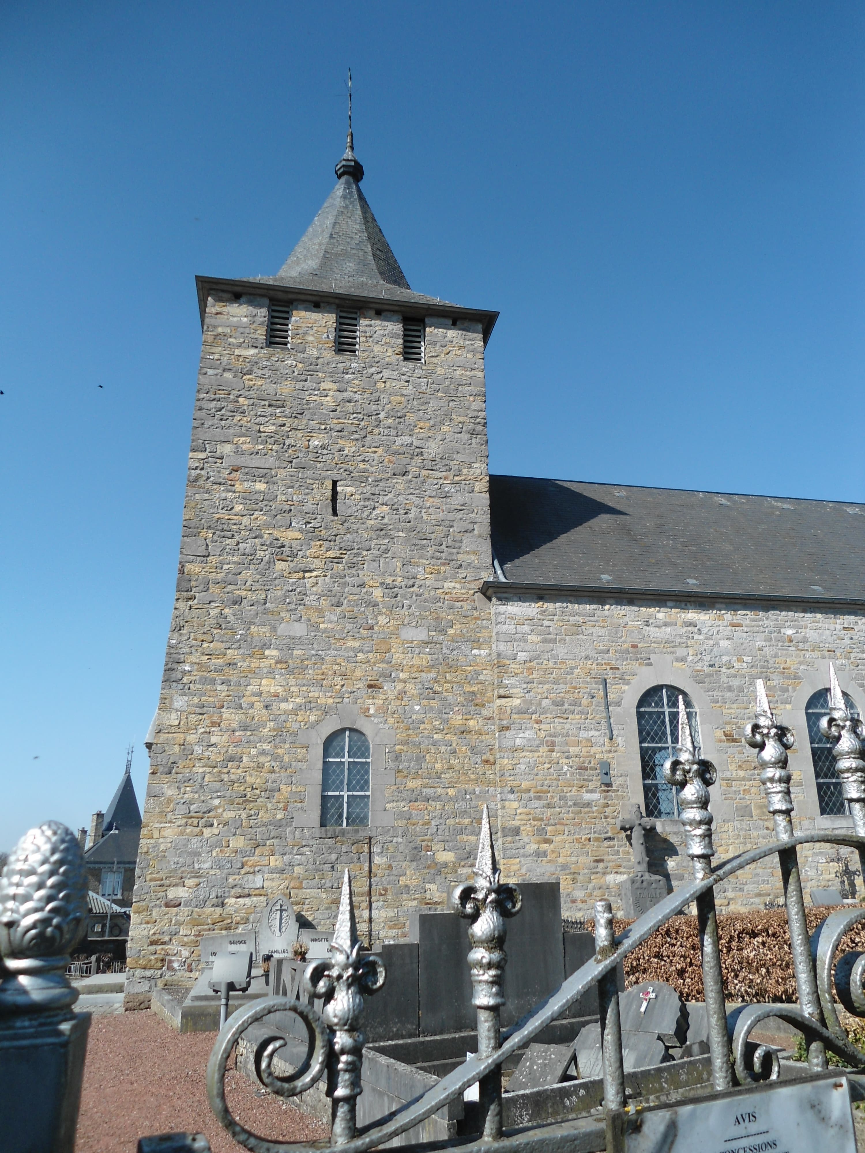 église Saint-Pierre de Hody