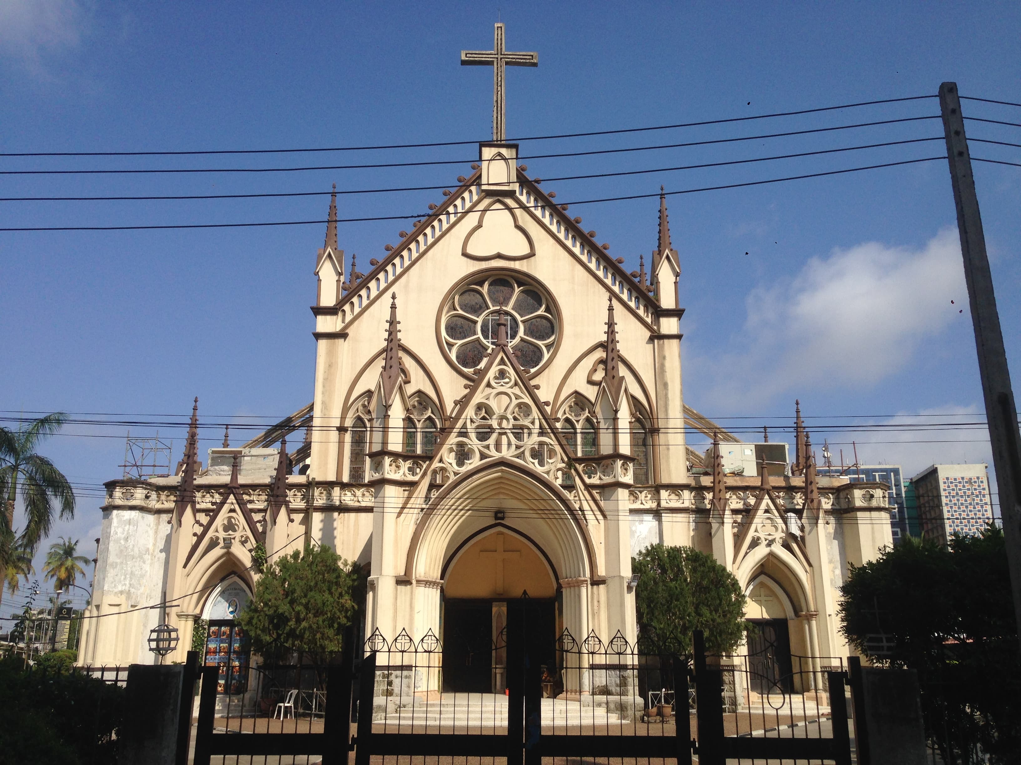 Cathedral of the Holy Cross, Lagos