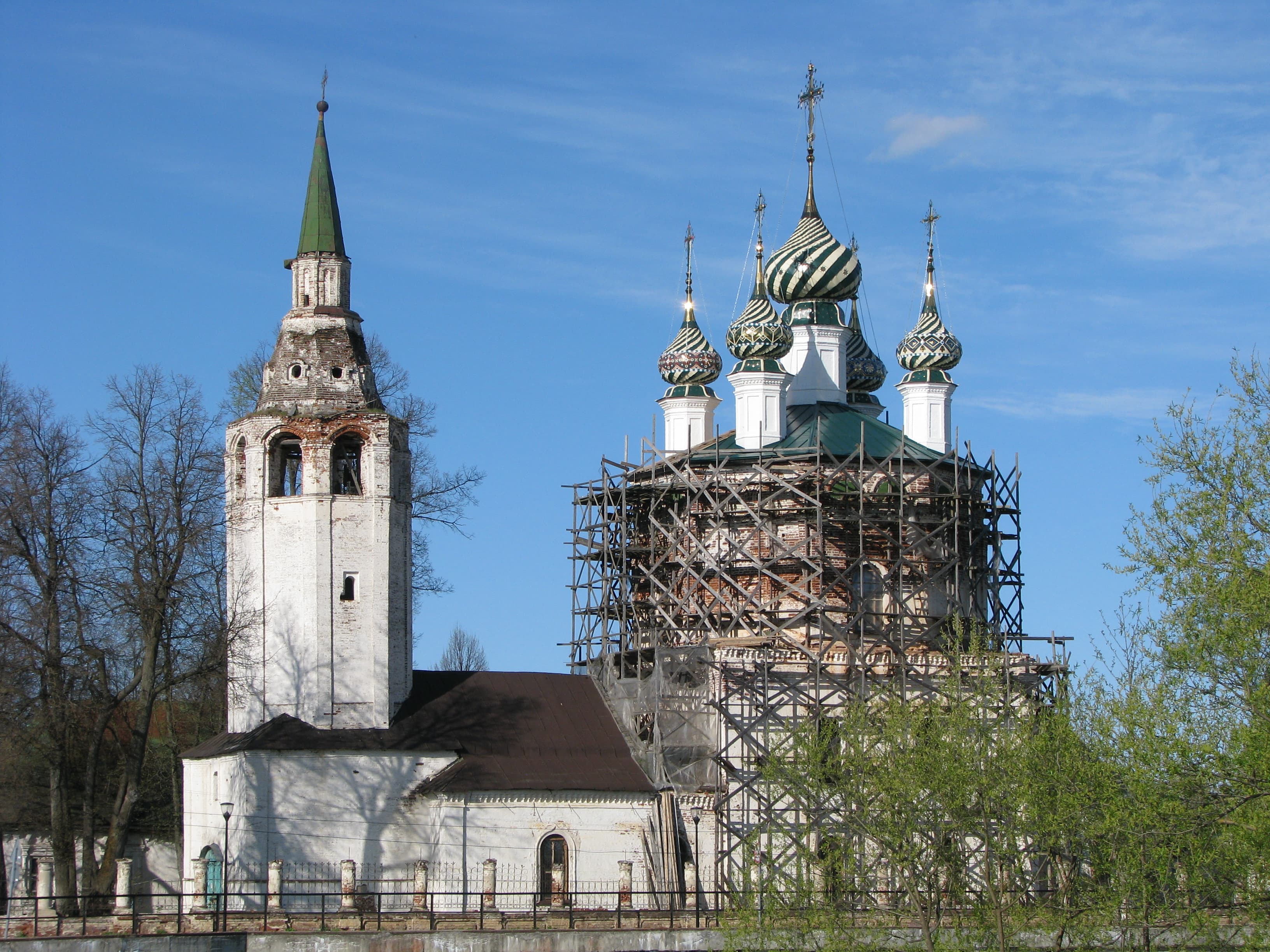 Holy Trinity Church (Kholui)