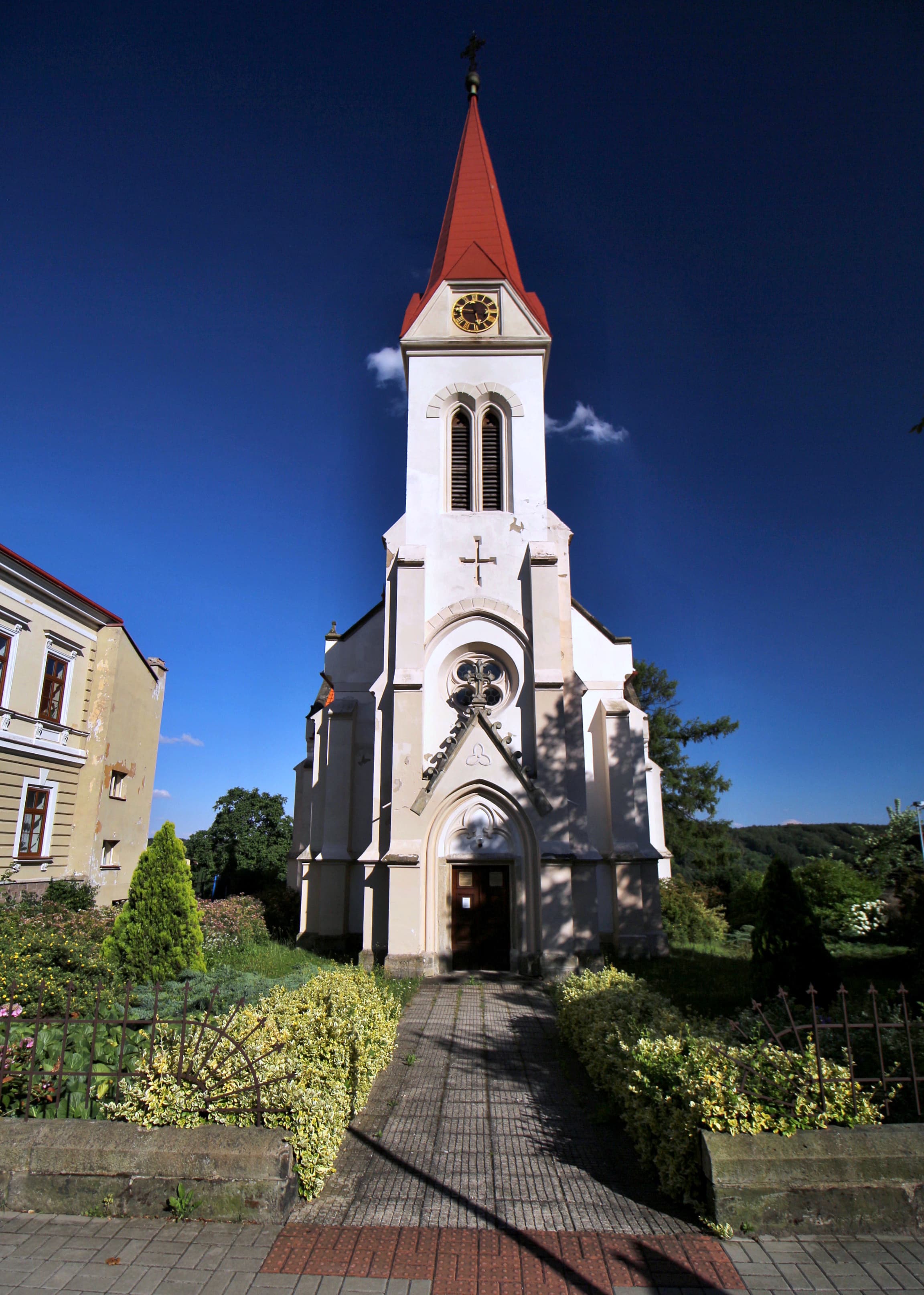 Church of the Nativity of the Virgin Mary (Ročov)