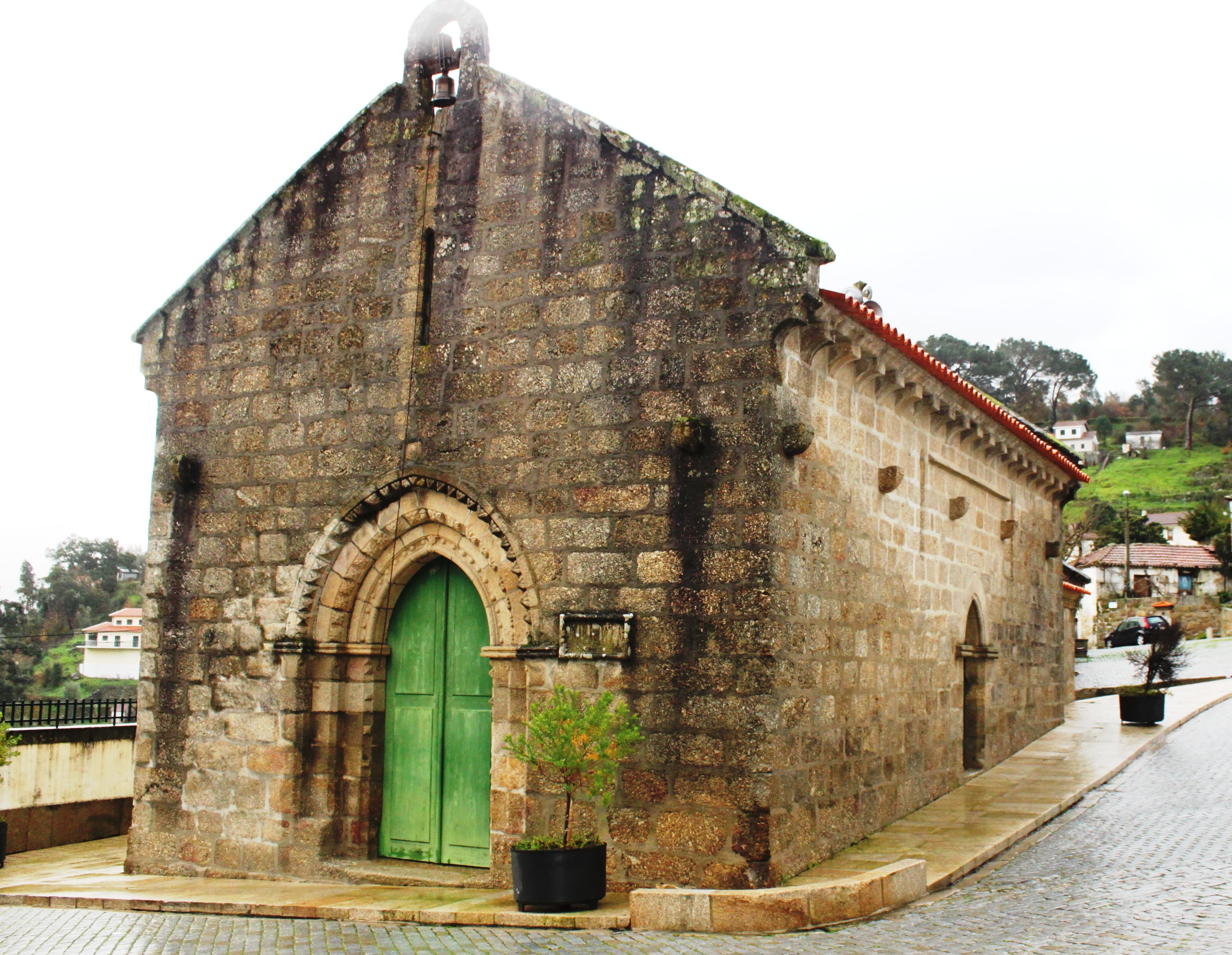 Igreja matriz de Escamarão