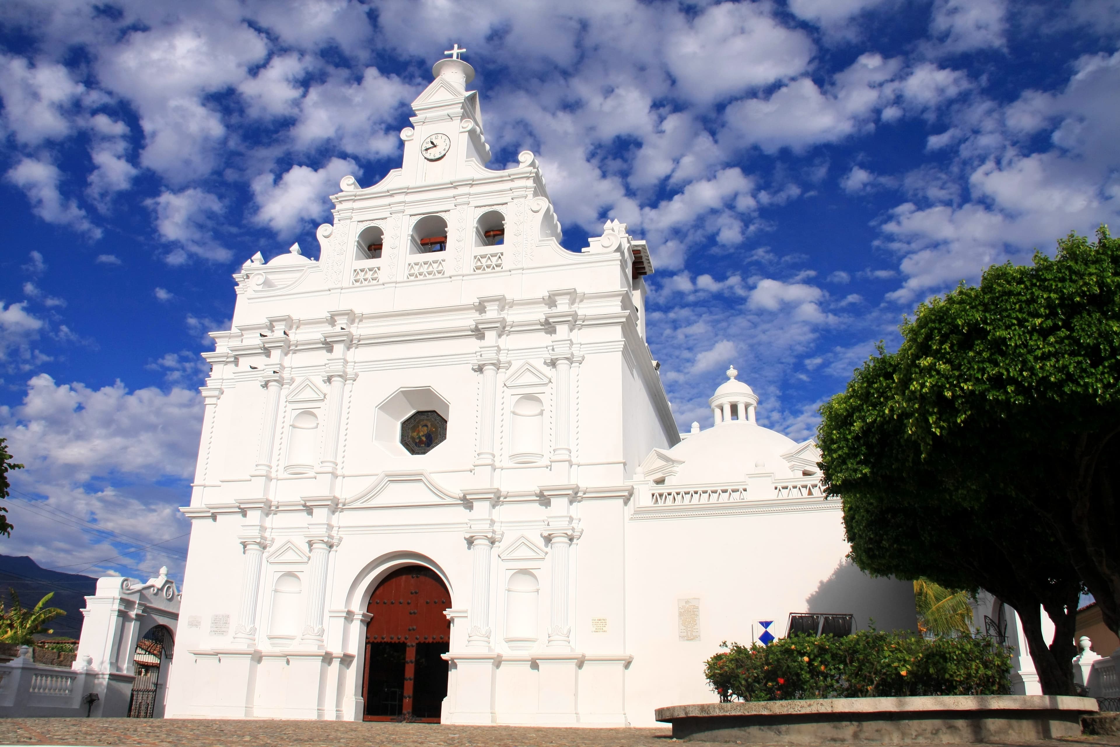 Iglesia de San Pedro Apóstol