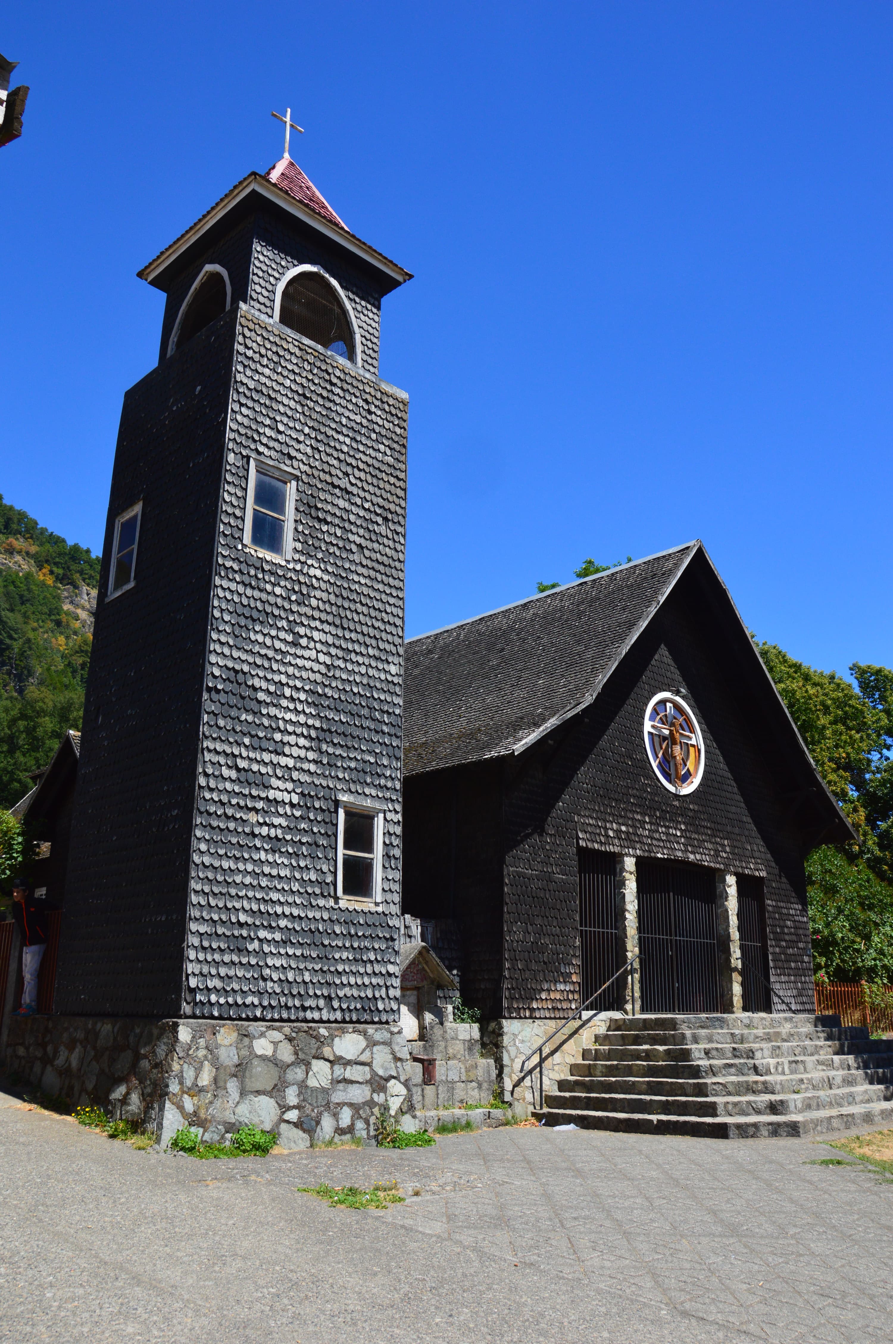 Iglesia de San Sebastián (Curarrehue)