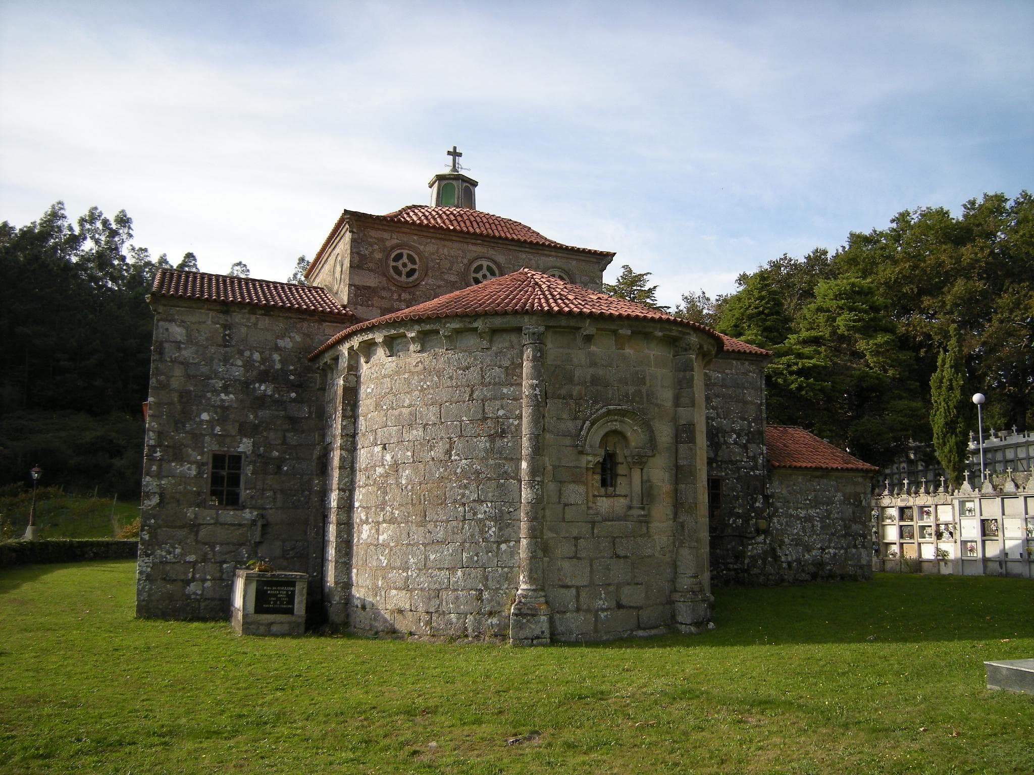 Church of Santa María de Bemil