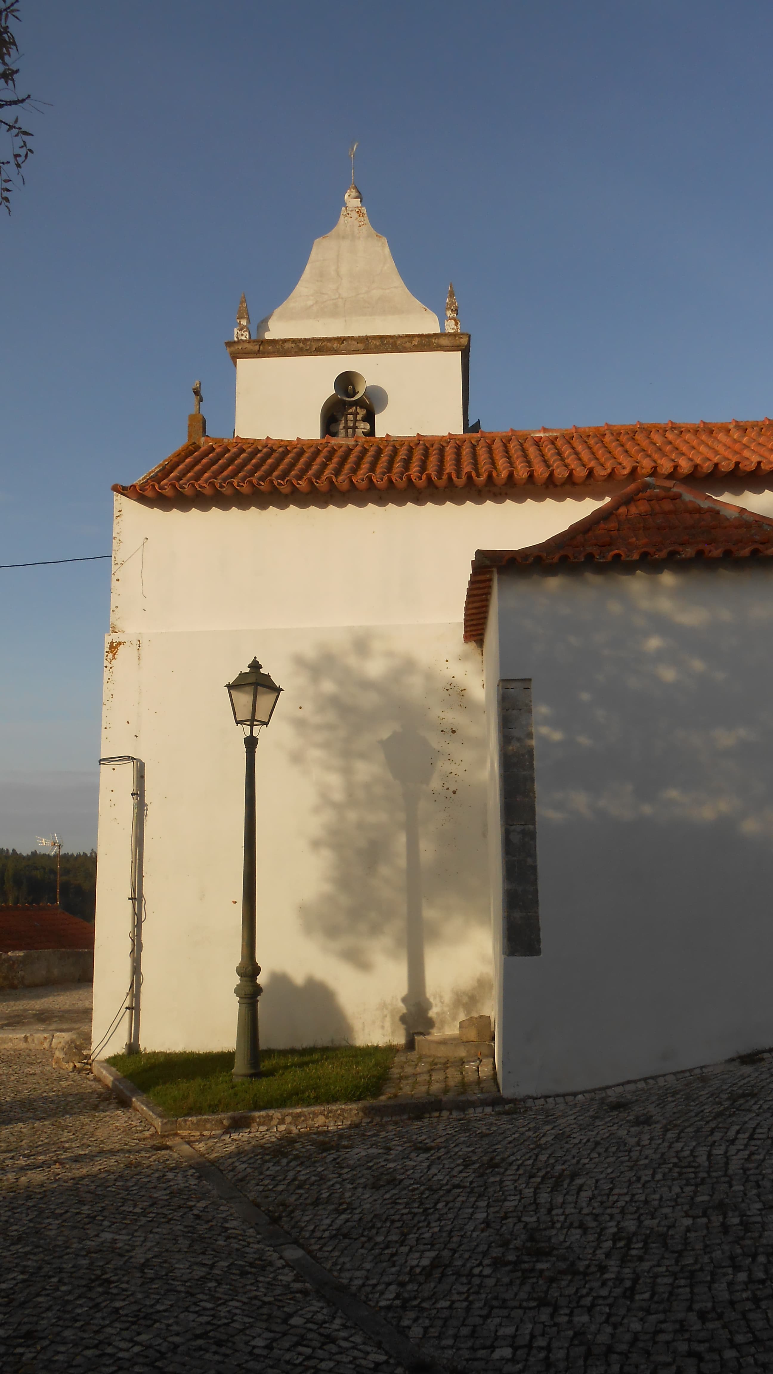 Igreja Paroquial de Brunhós