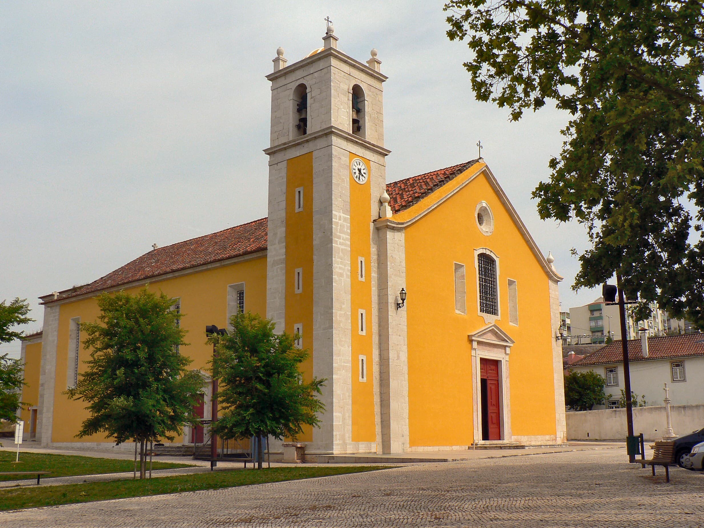 Igreja matriz de Loures
