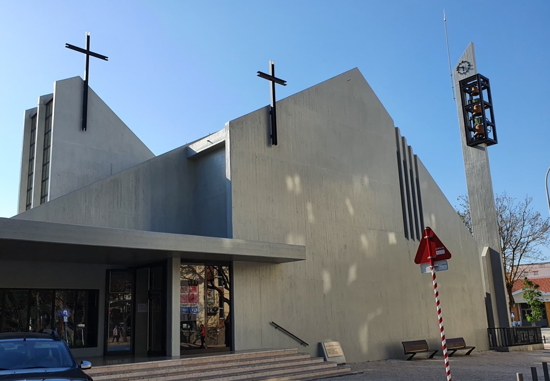 Igreja Matriz de Queijas