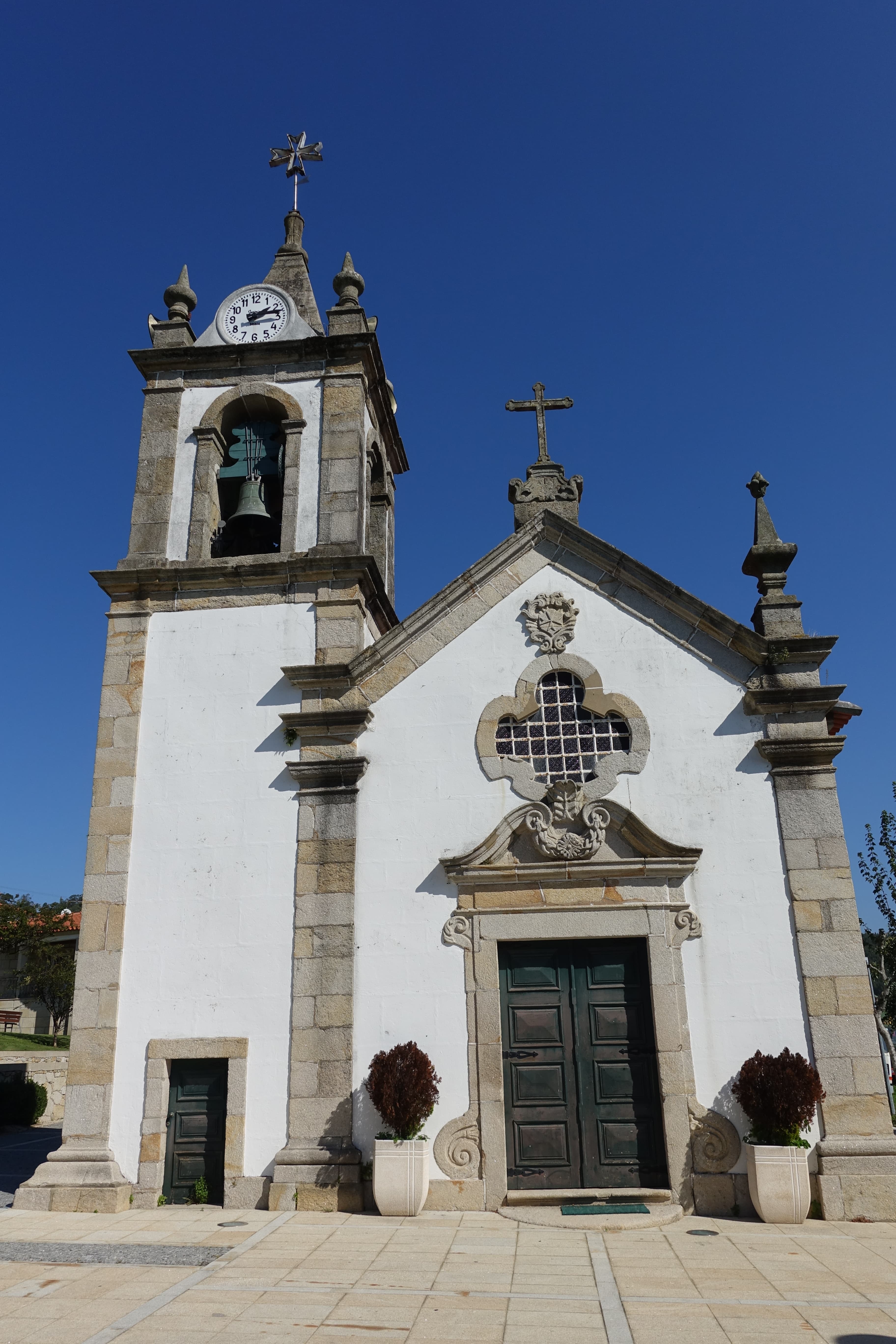 Igreja Paroquial de Chavão