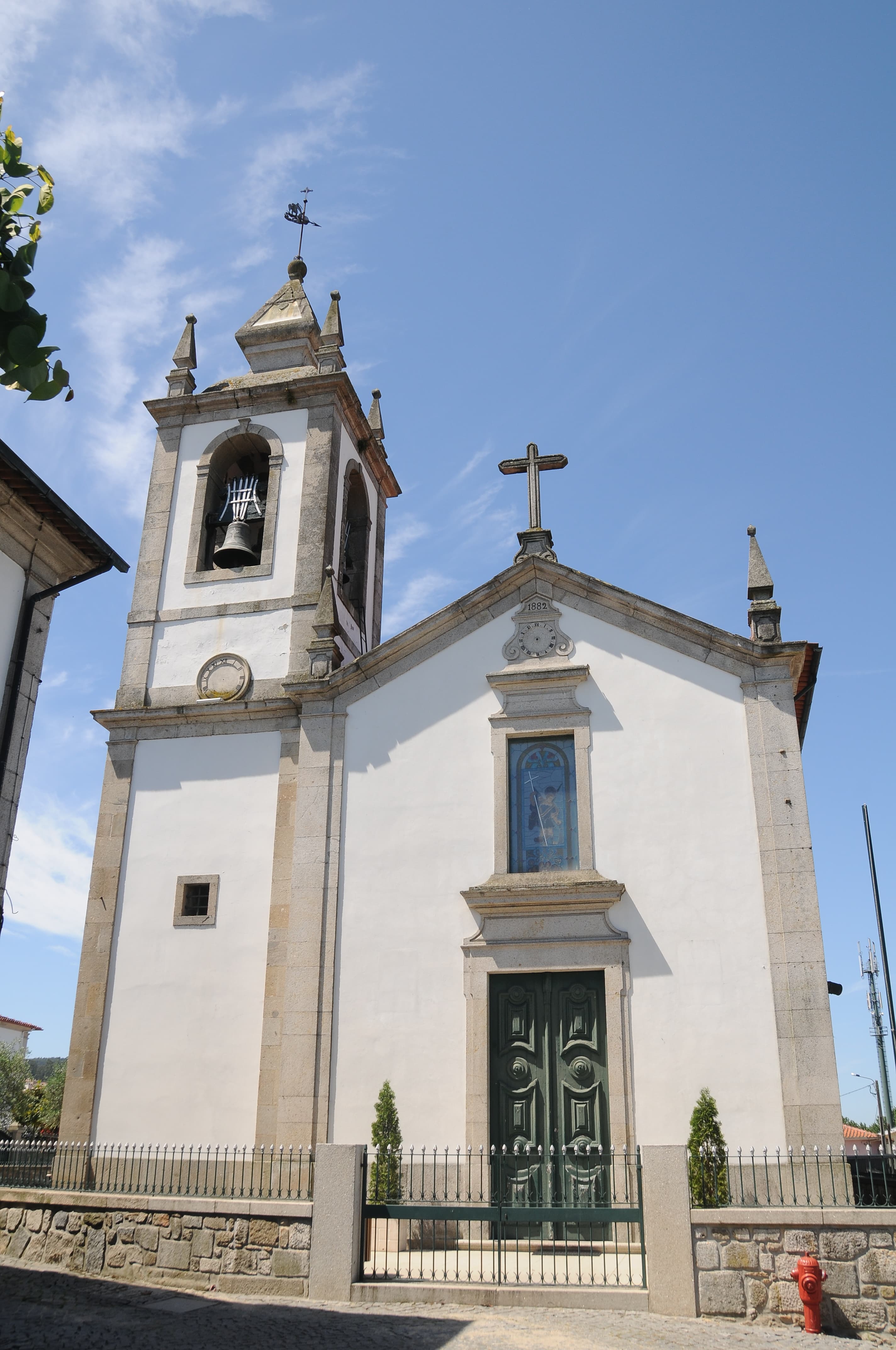 Igreja Paroquial de Frossos