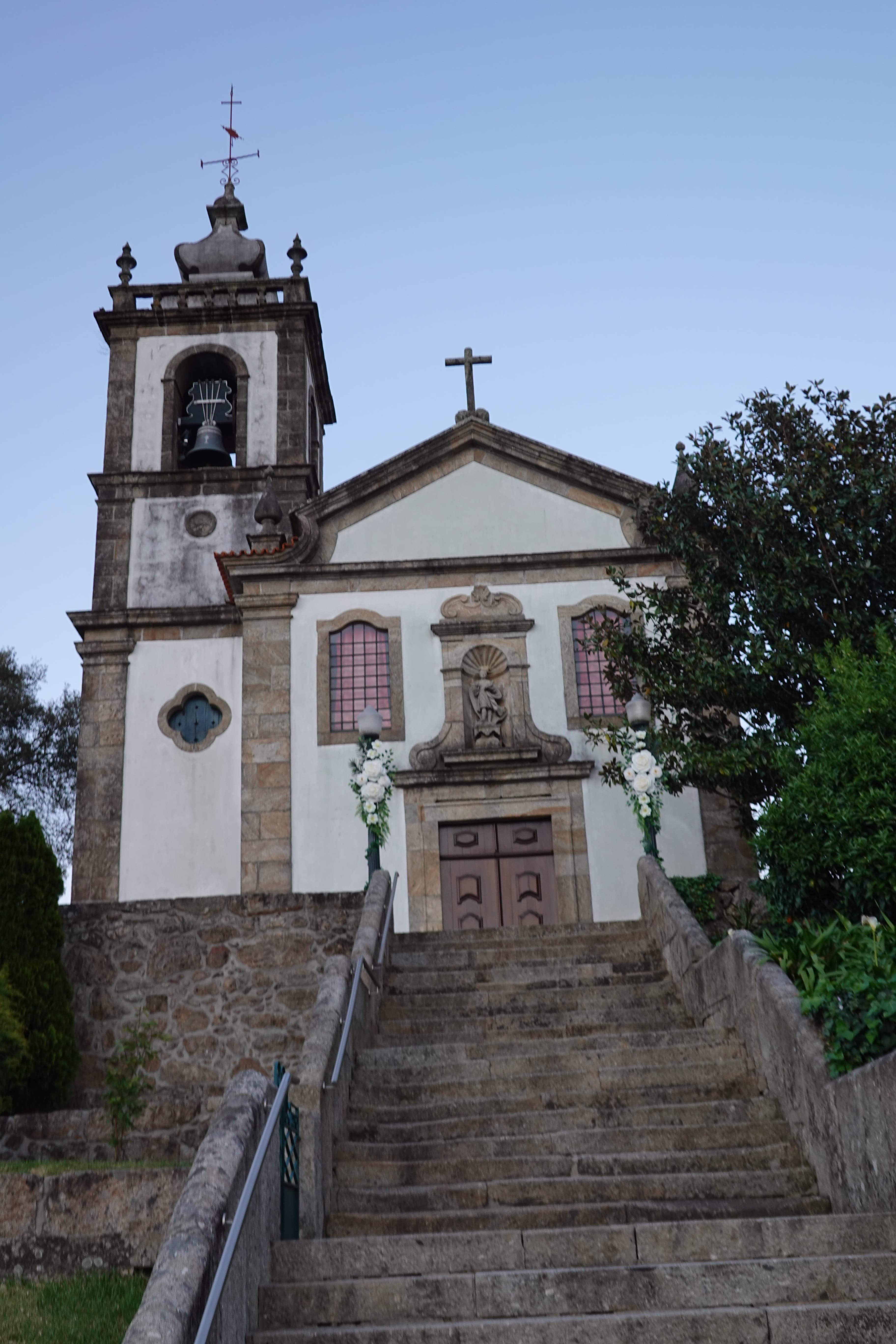 Igreja Paroquial de Pico de Regalados