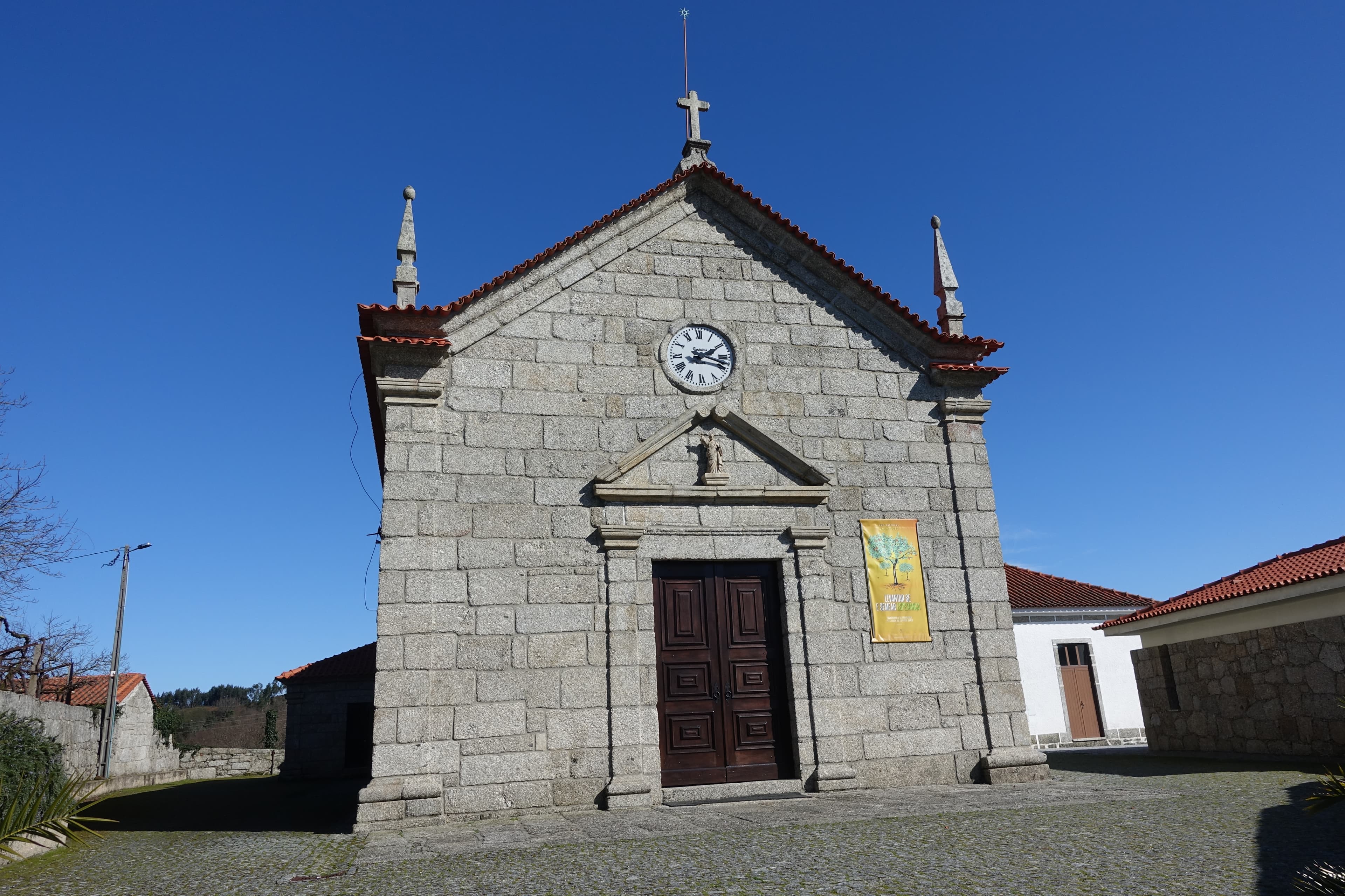 Church of Serzedelo