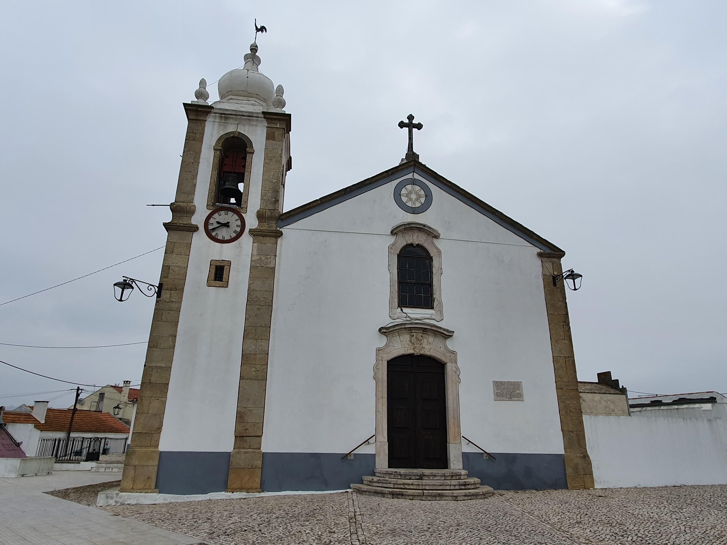 Igreja Paroquial de Vila Nova da Rainha