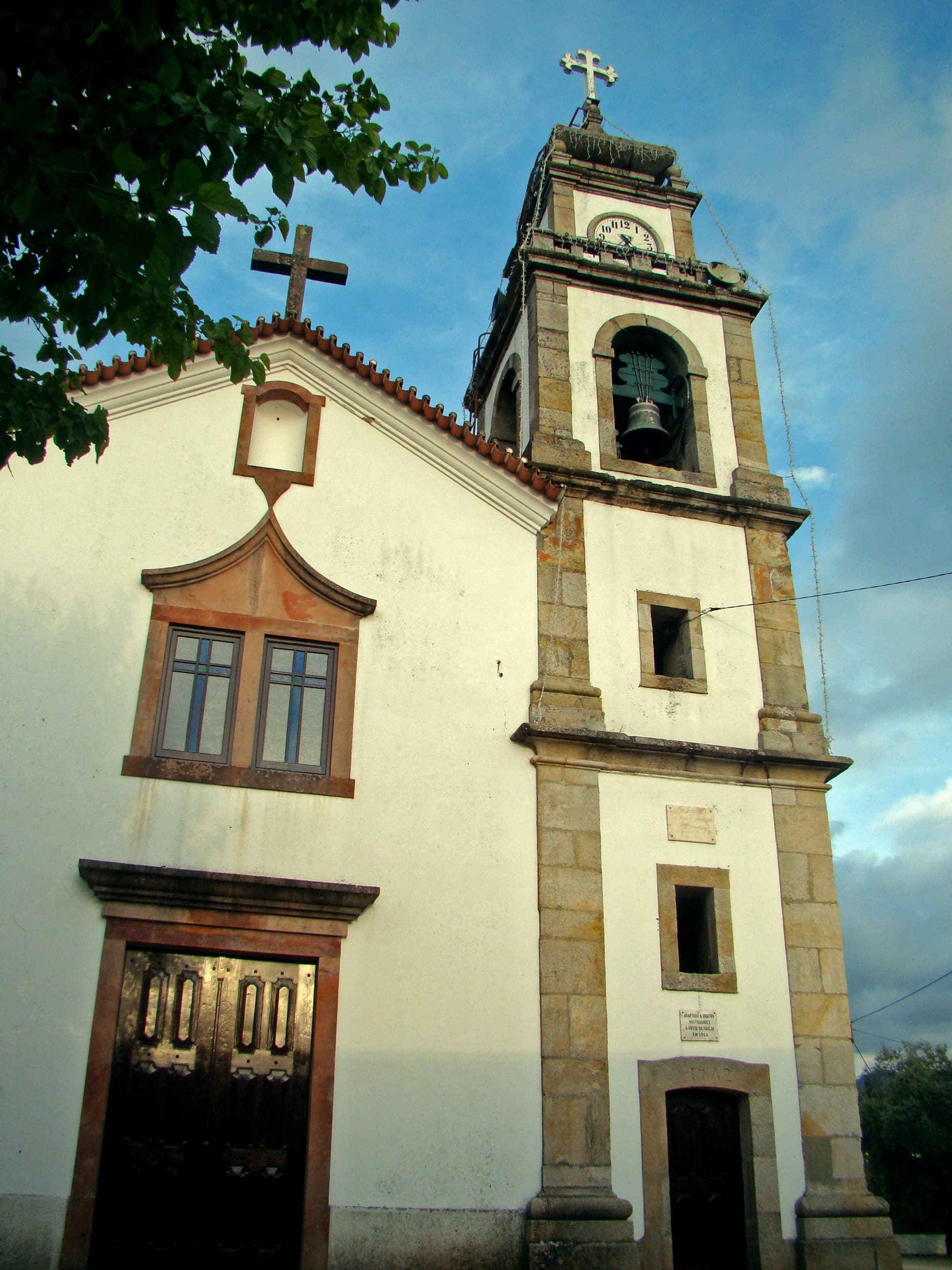 Igreja Paroquial de Serpins