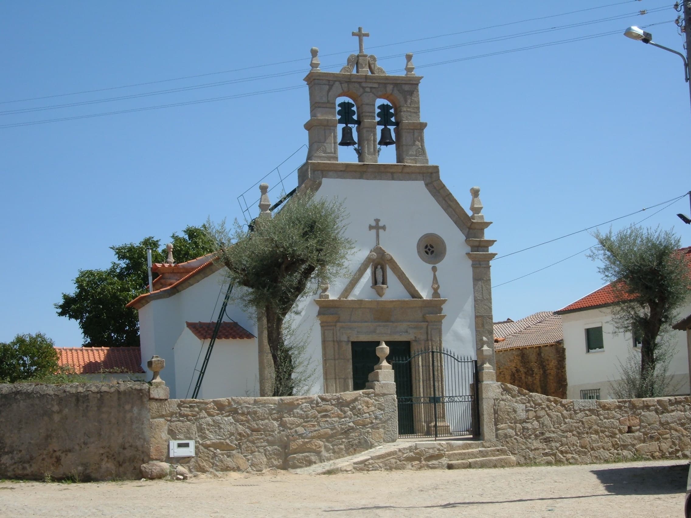 Igreja Paroquial de Mós