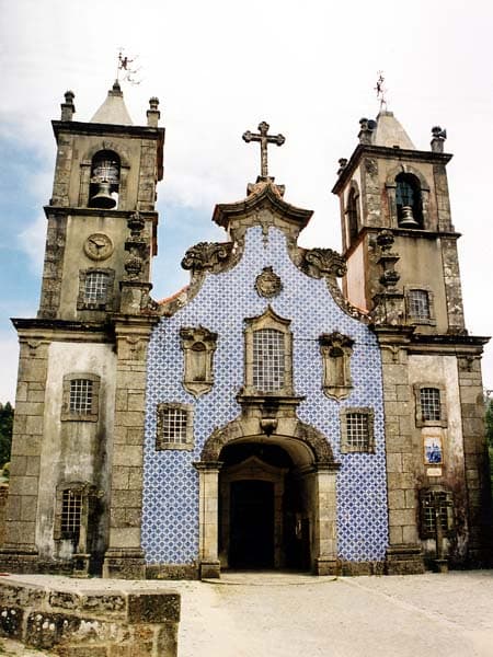 Igreja paroquial de Cambra