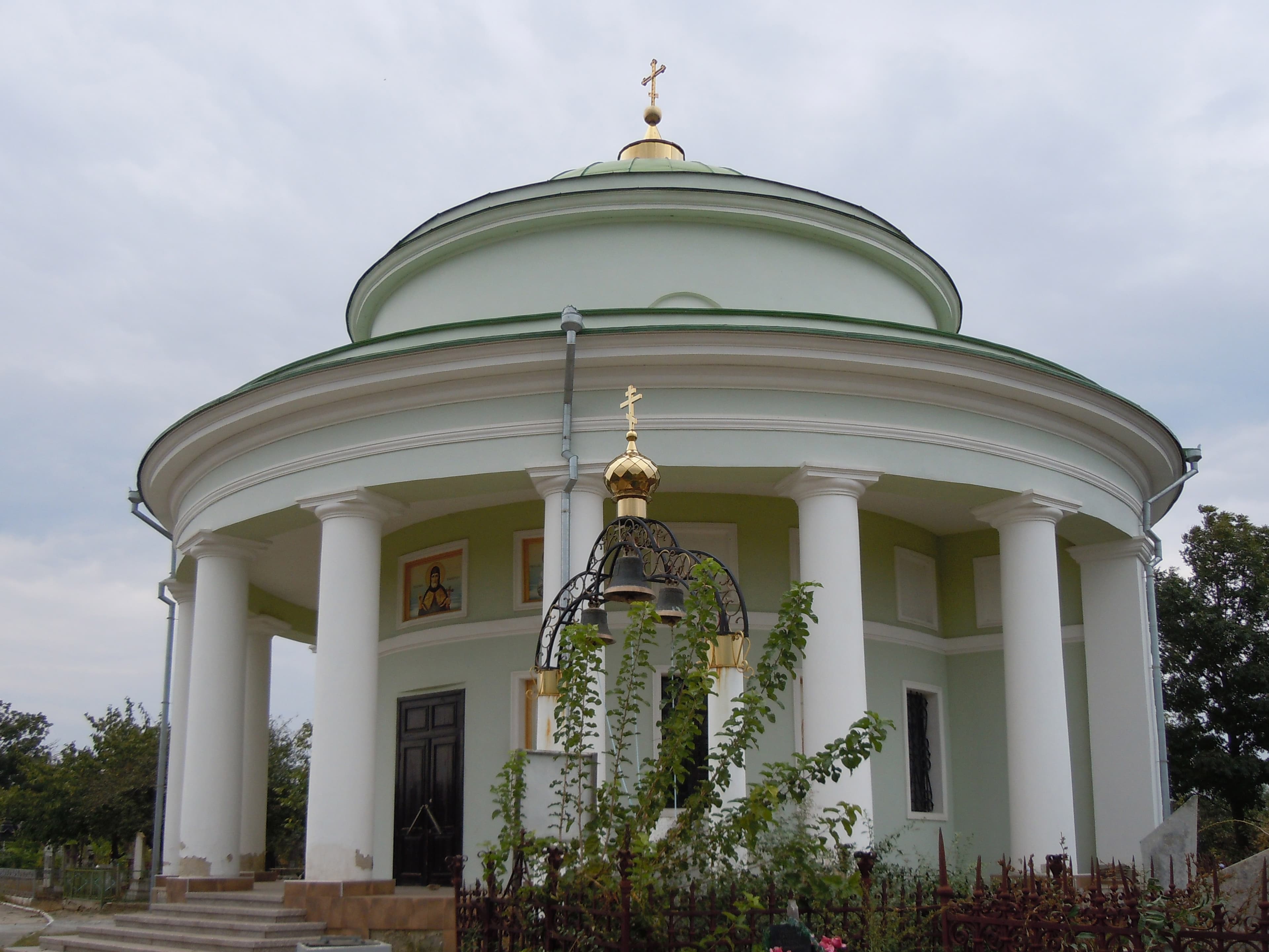 Inzov mausoleum