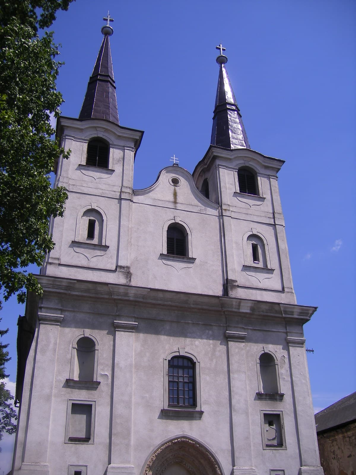 Roman Catholic church in Šahy