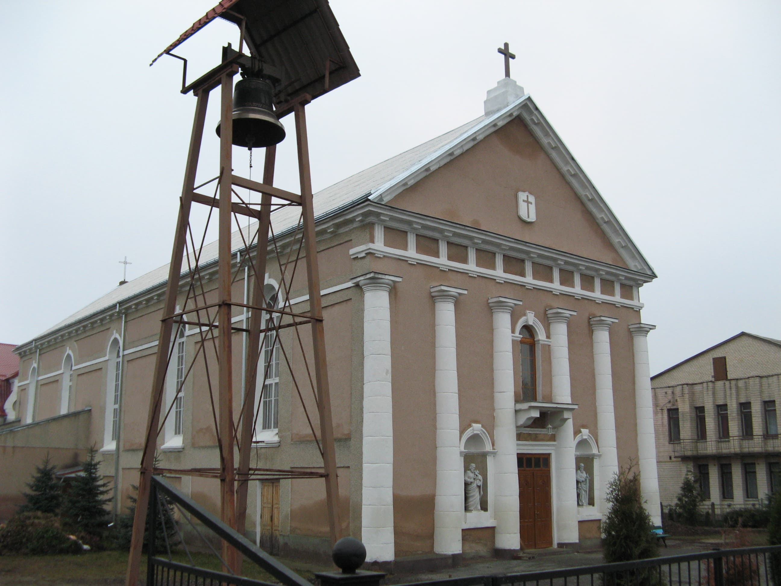Saints Peter and Paul church, Yarmolyntsi