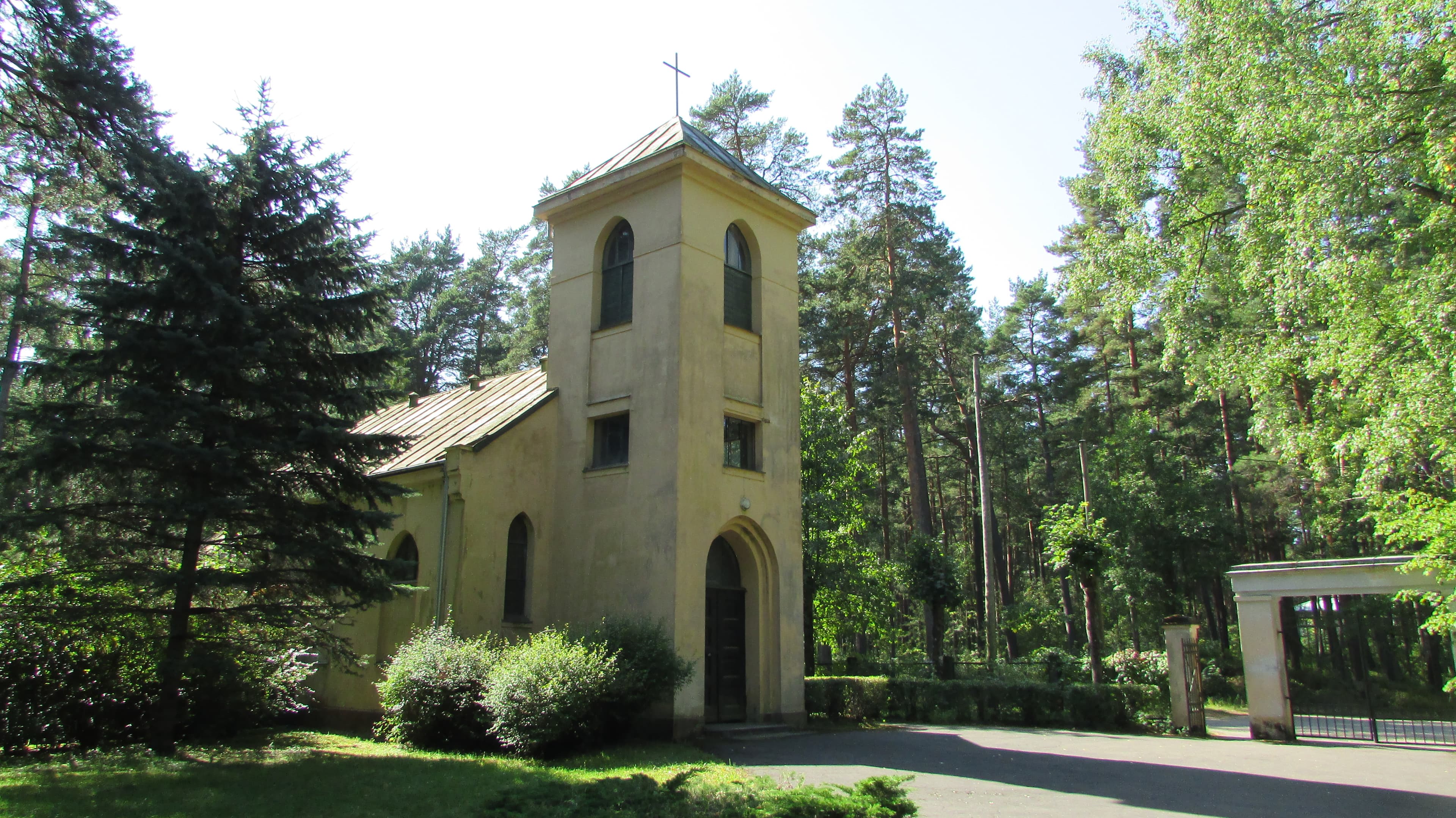 Jaundubulti Cemetery Chapel