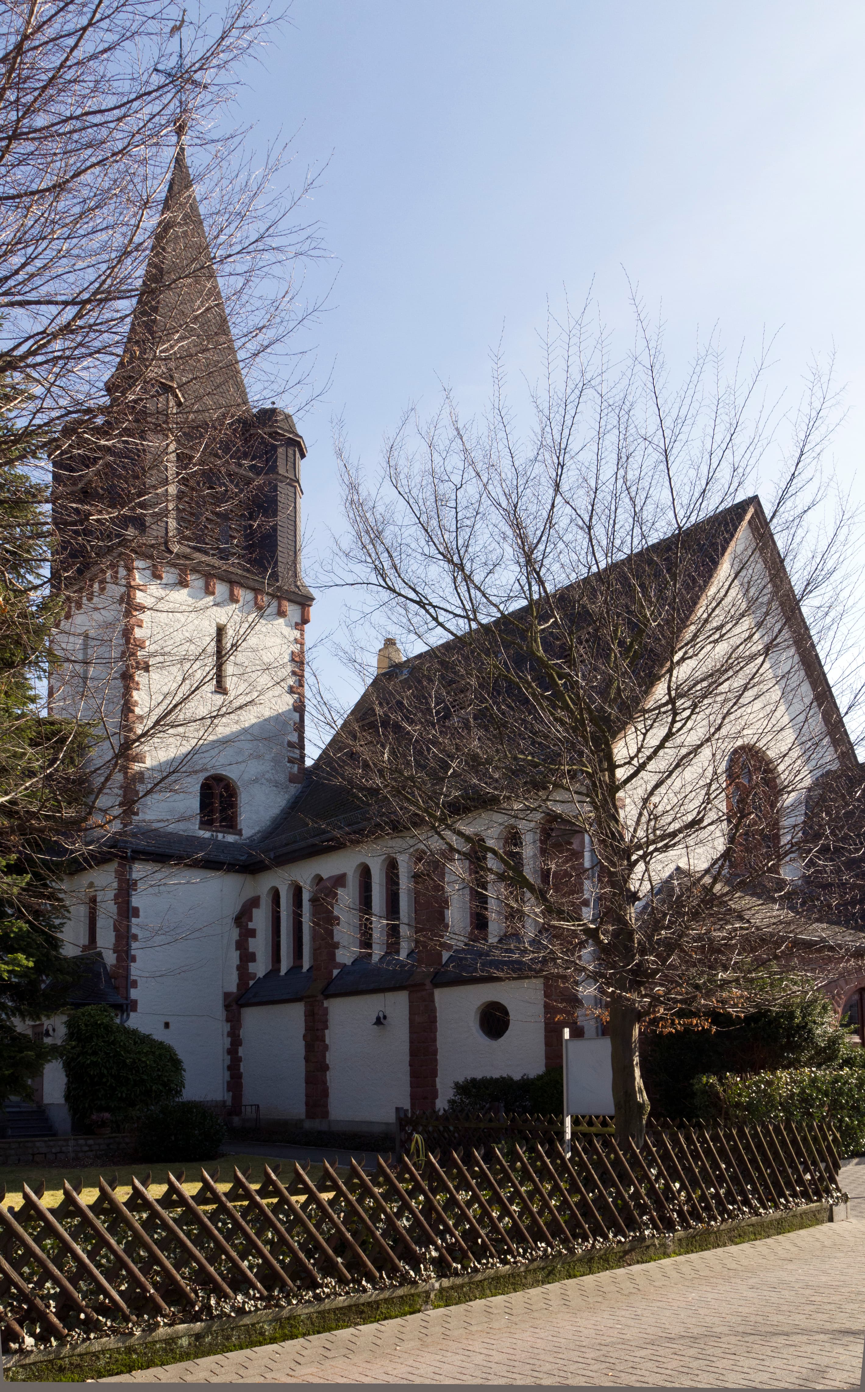 Katholische Pfarrkirche St. Bonifatius Jugenheim