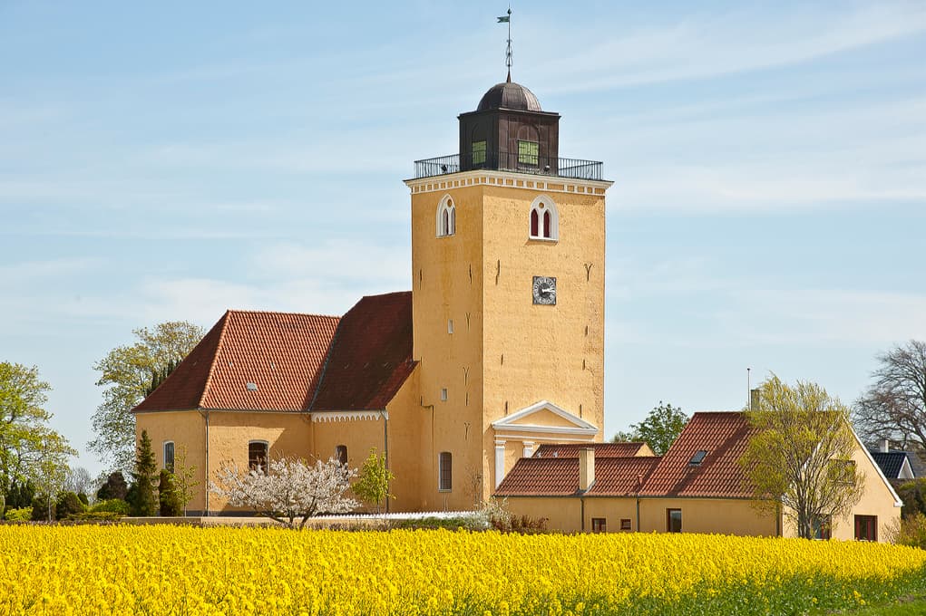 Køng Church