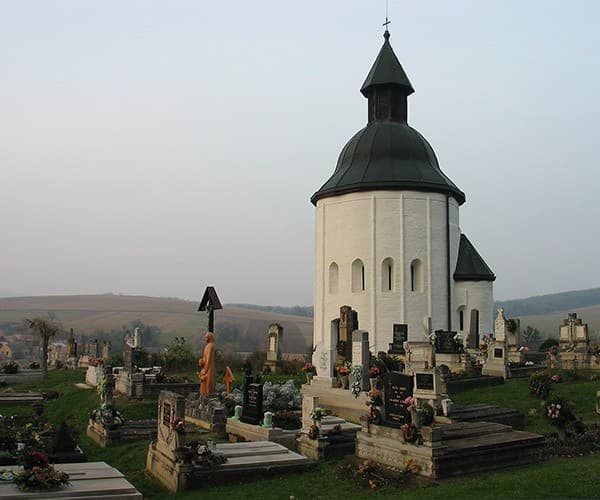 Saint Anne Round Church in Kallósd