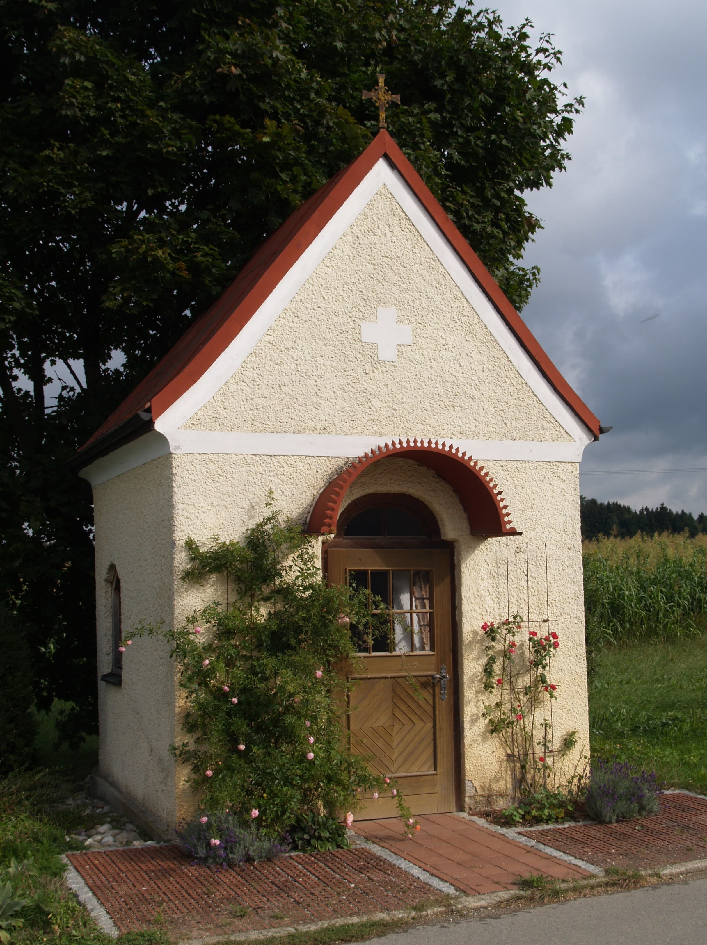 Kapelle Daring, Laufen