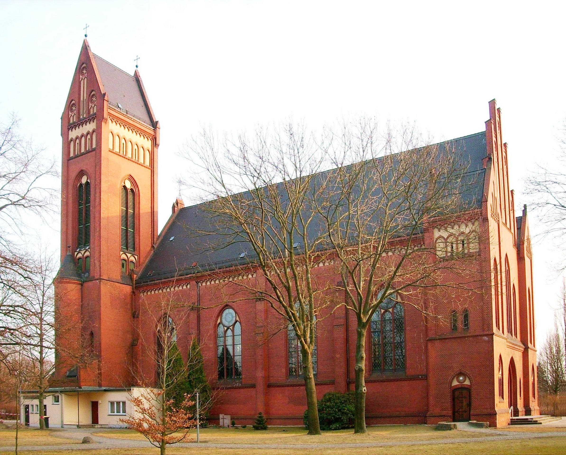 Pfarrkirche zur Heiligen Familie (Hoyerswerda)