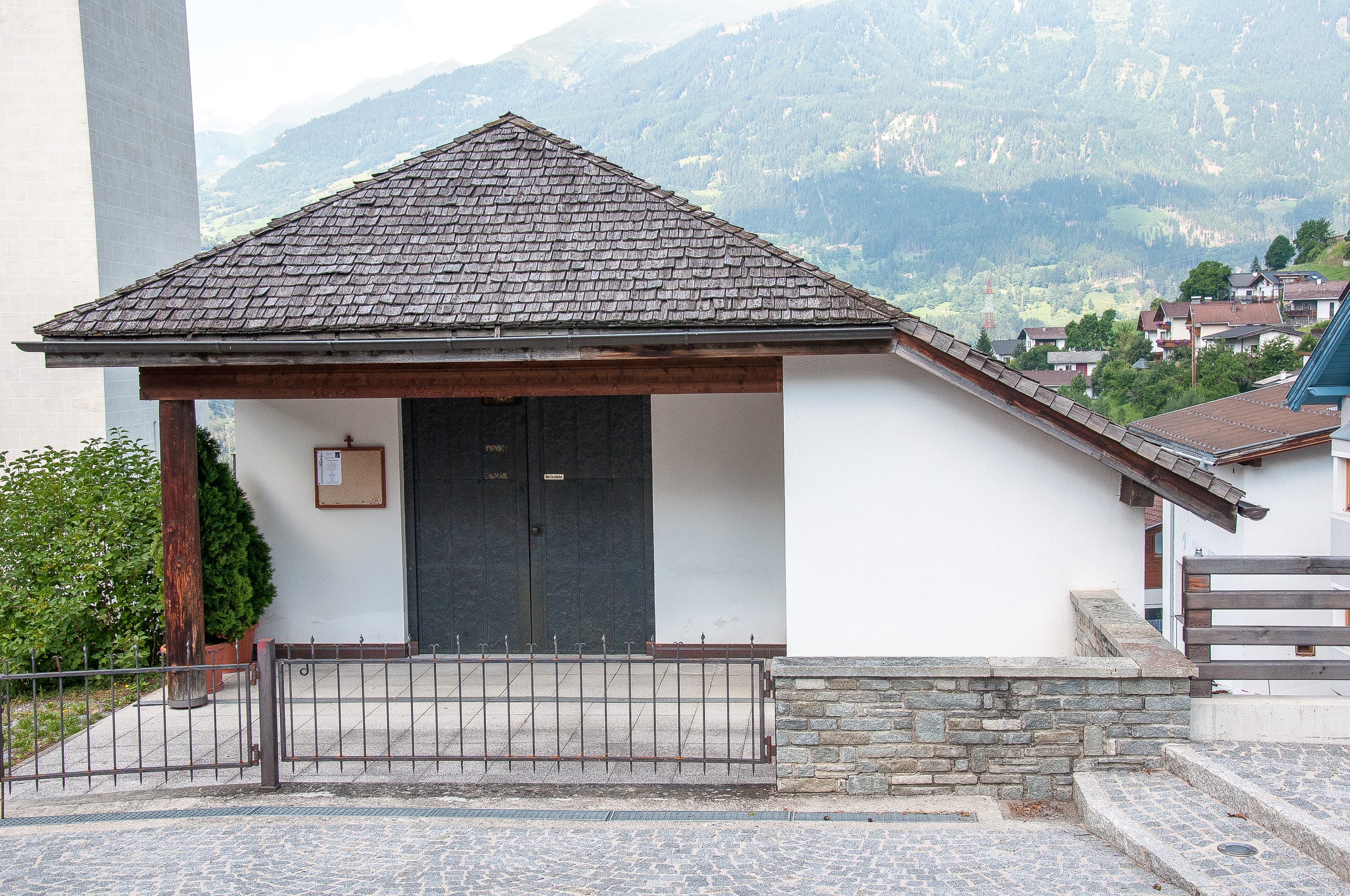 Totenkapelle Kauns