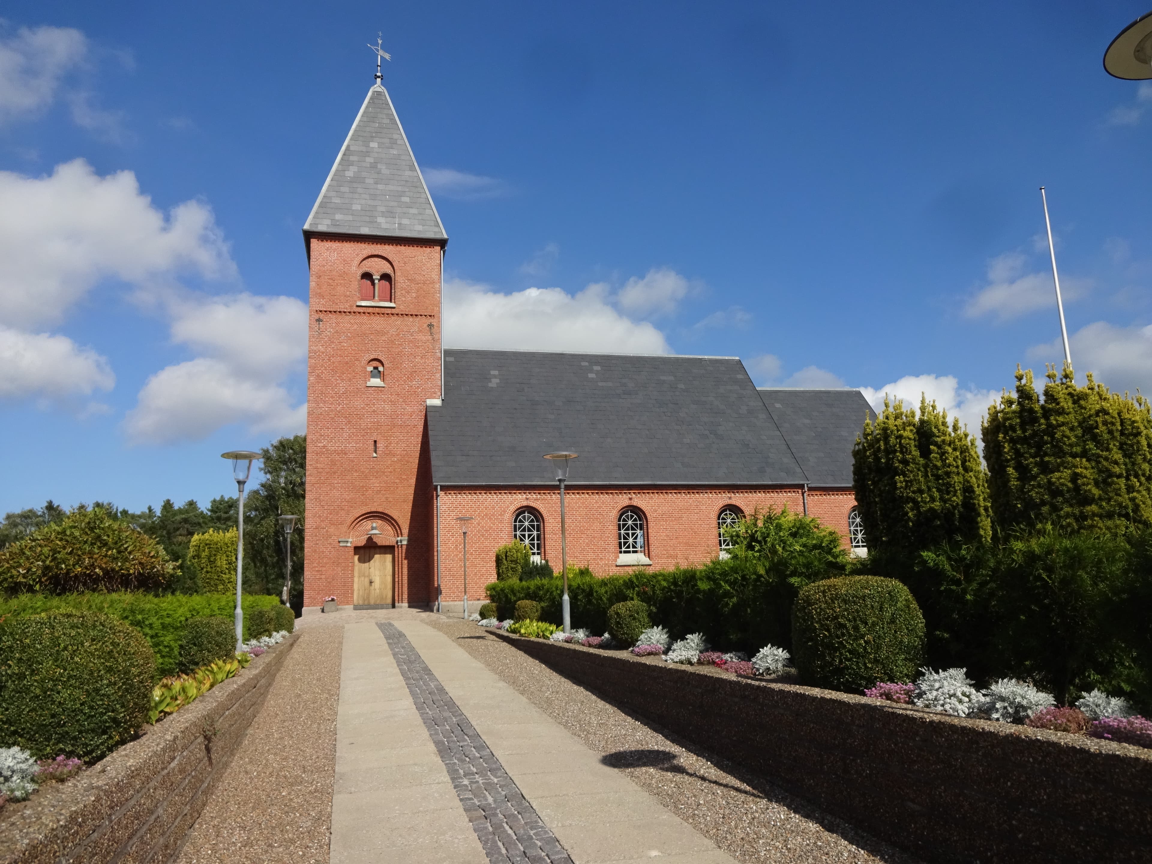 Aalbæk Church