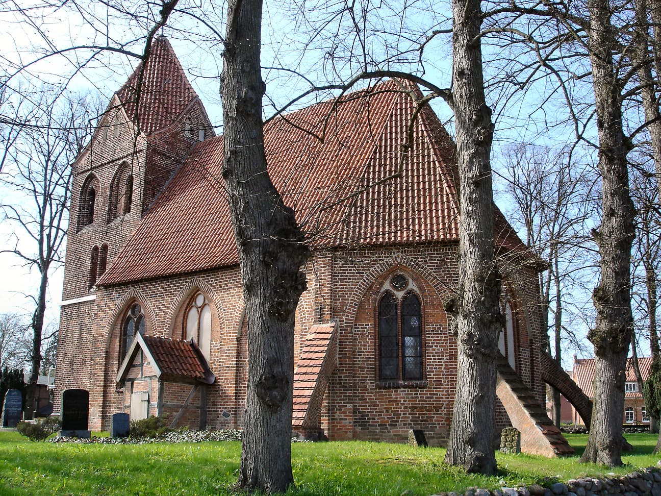 Church in Dorf Mecklenburg