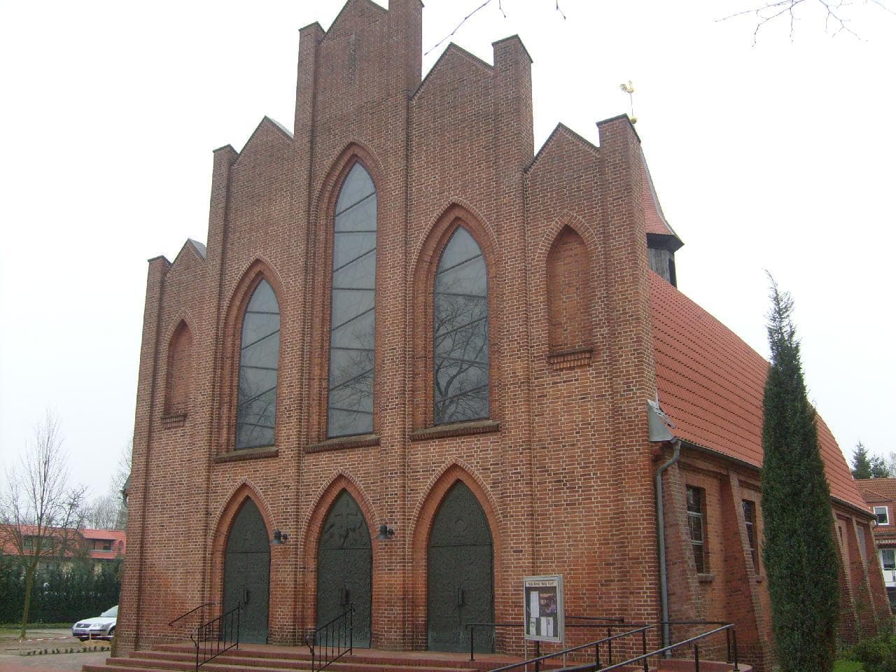 Heilig Kreuz (Waren)