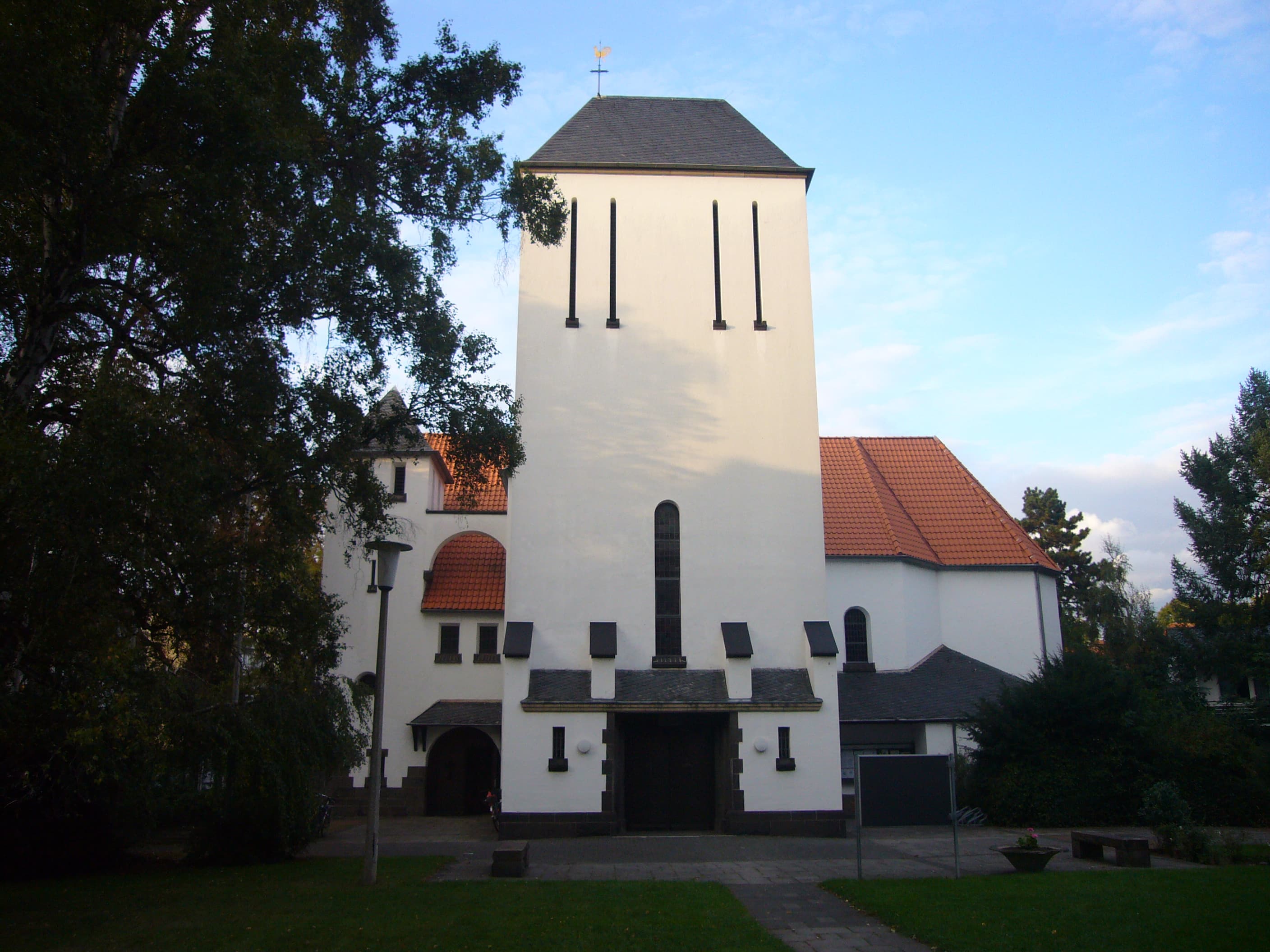 Sacred Heart Church (Bad Godesberg)