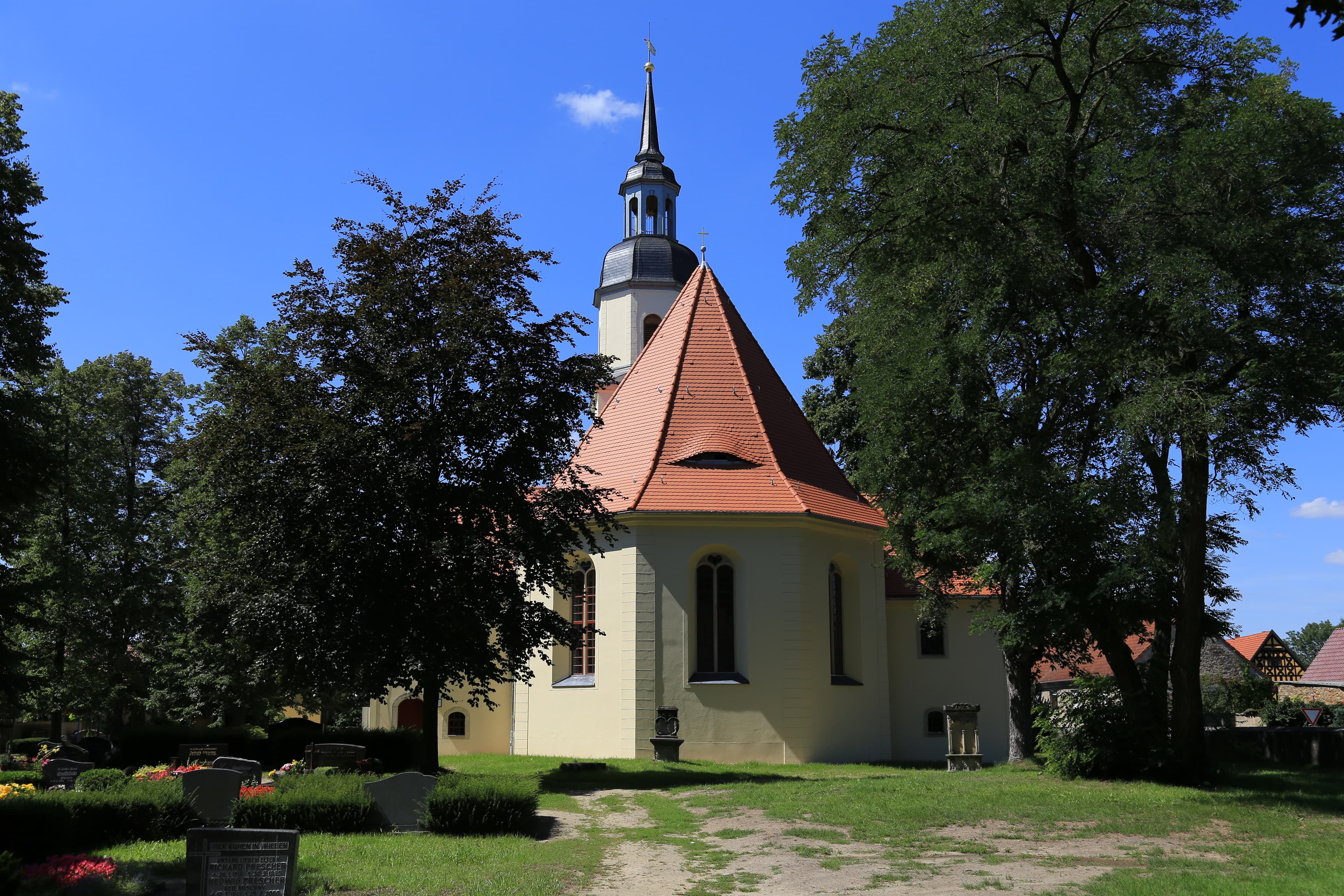 Protestant St. Peter's Church, Lenz
