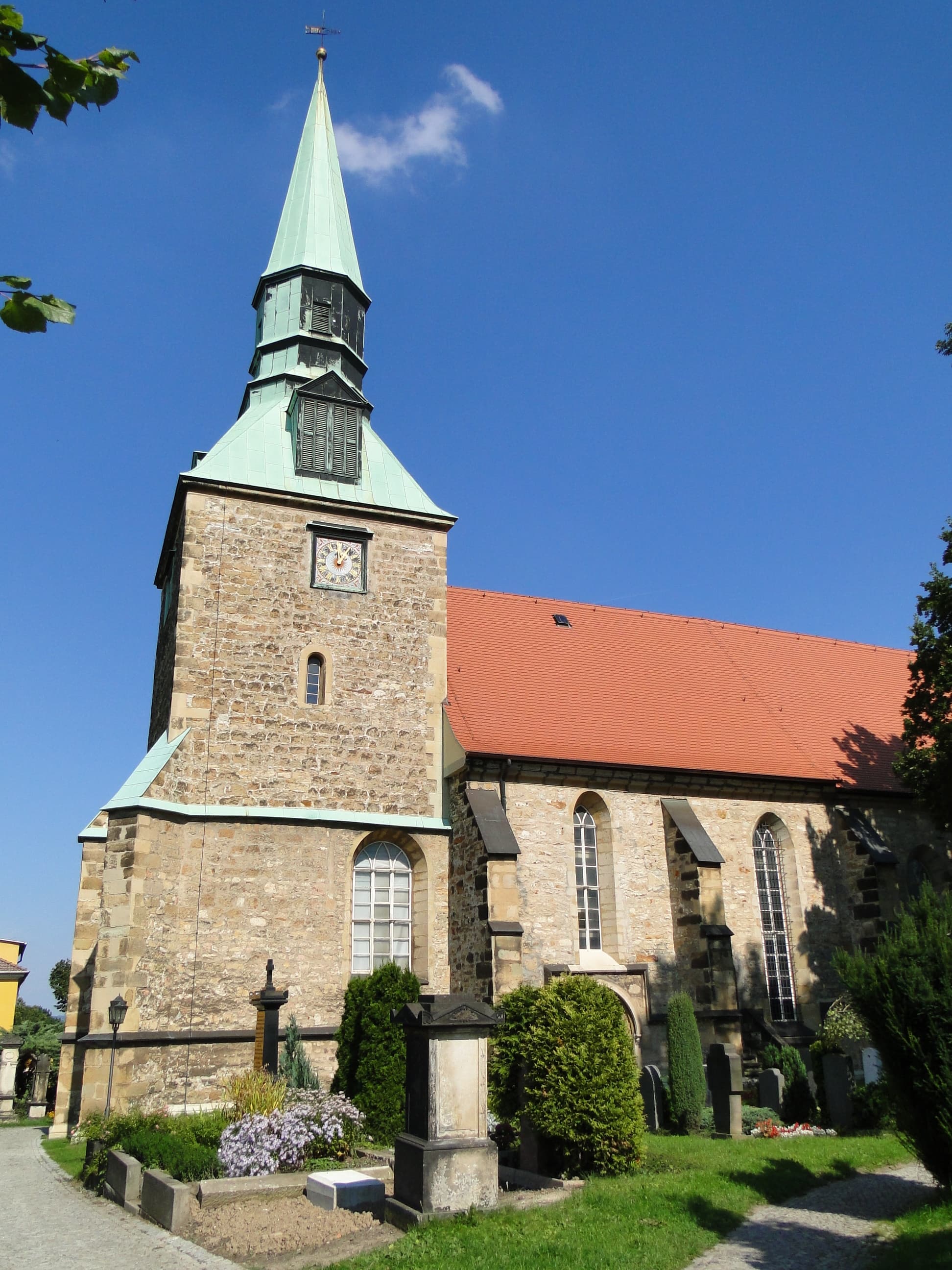 Kirche Leubnitz-Neuostra