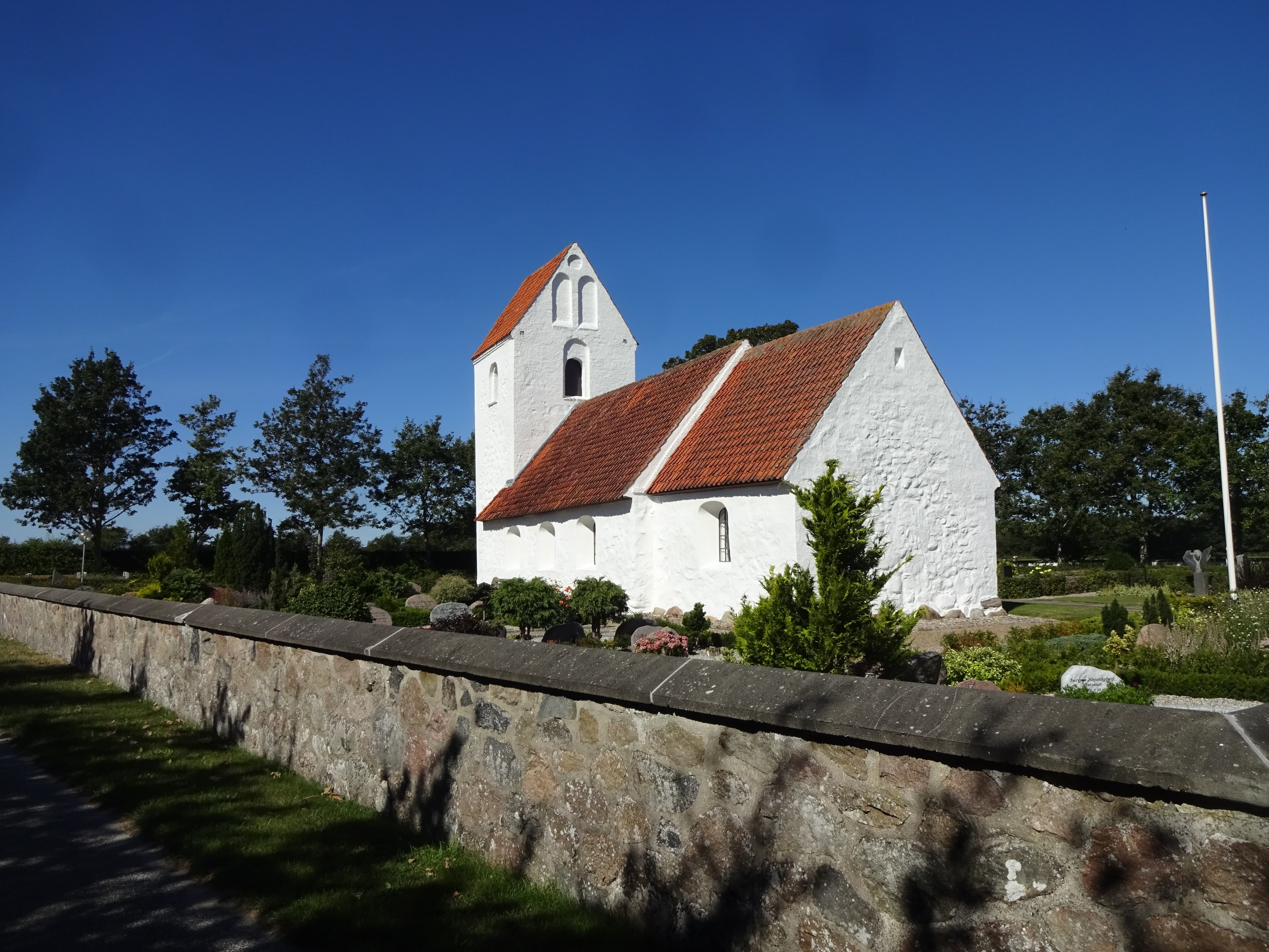 Lundø Church