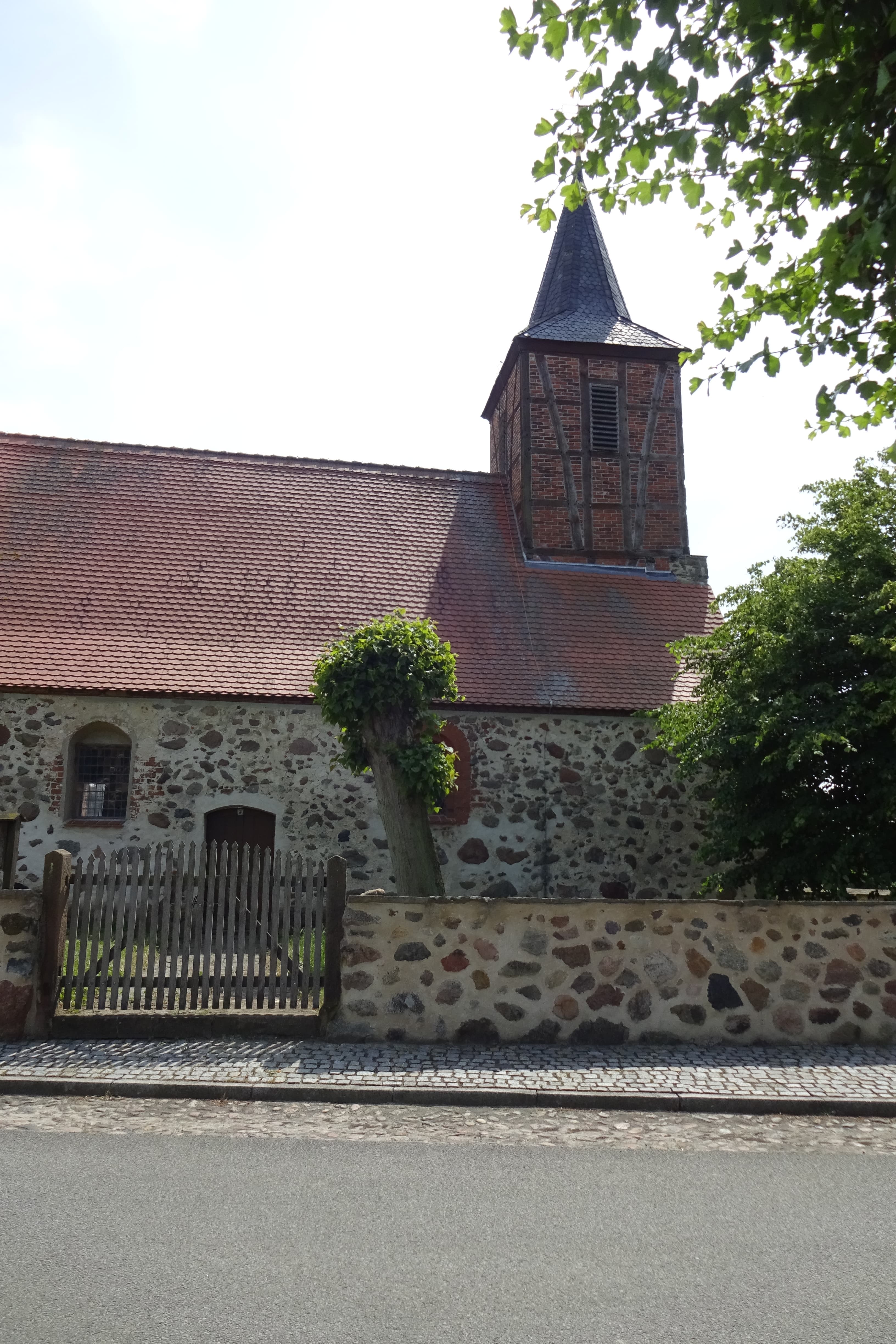 Dorfkirche Saalfeld