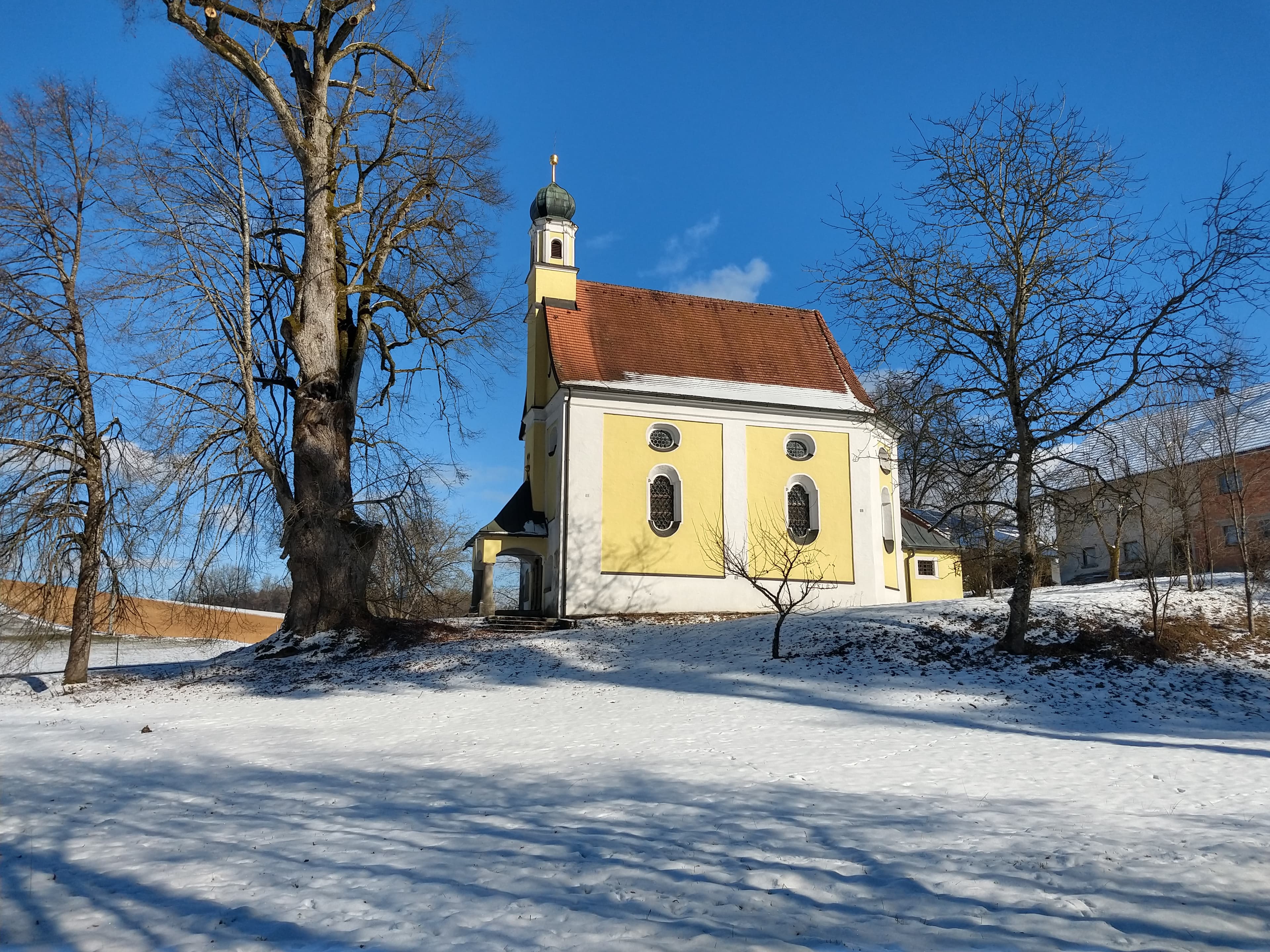 Kirche Uttobrunn