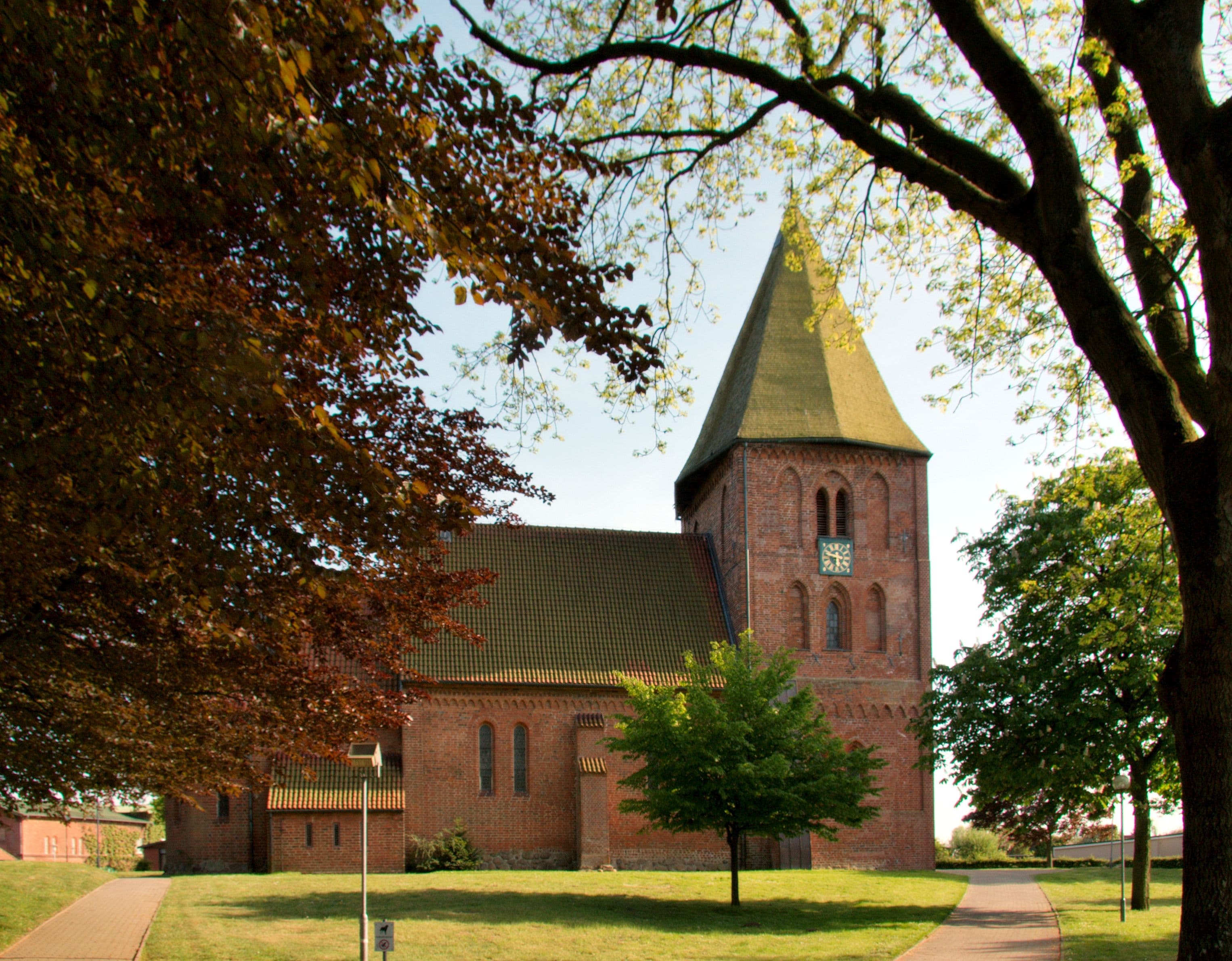 Village church Zarpen