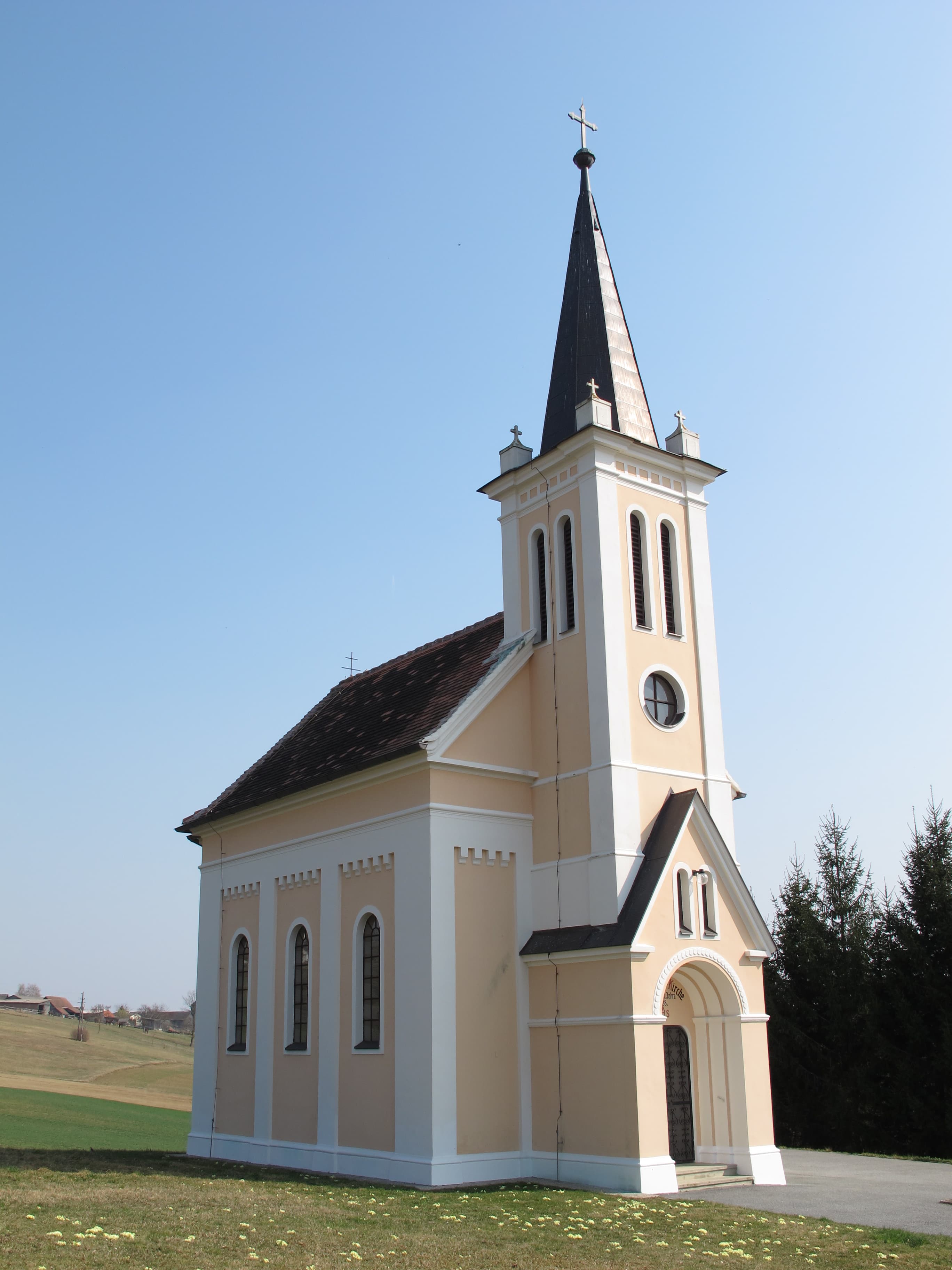 Kath. Filialkirche Herz Jesu