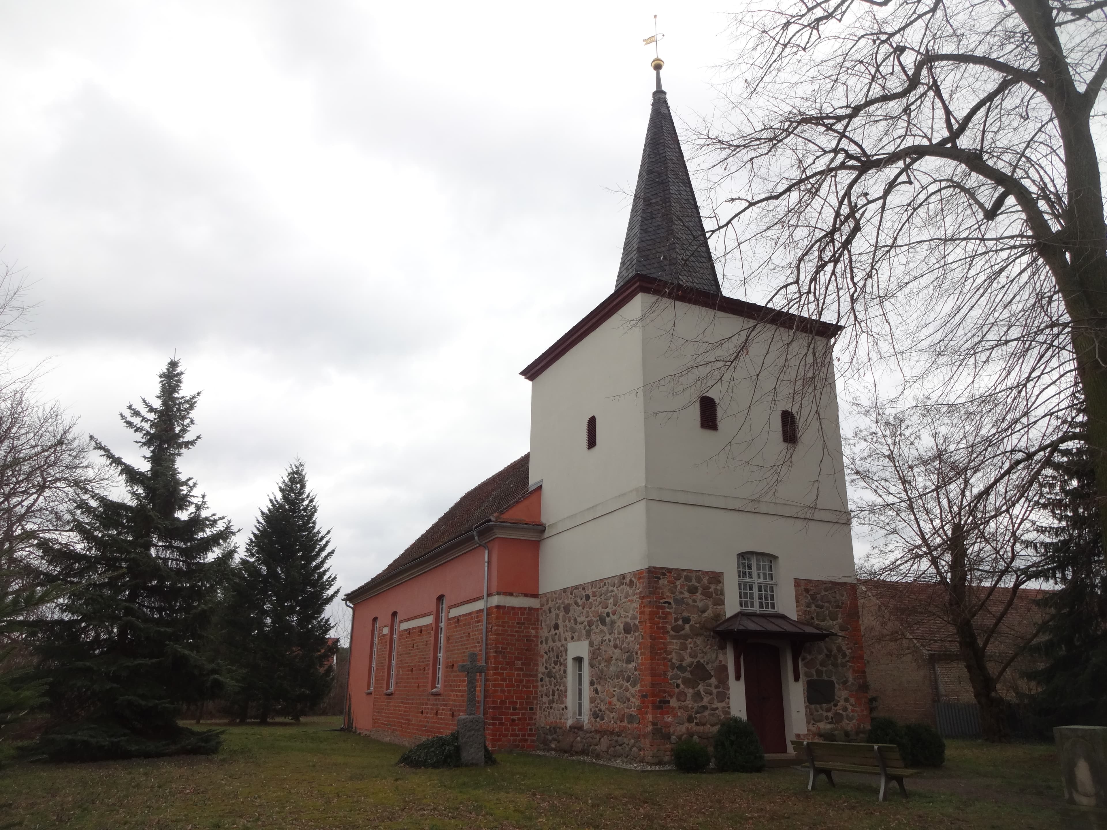 Village church Netzen
