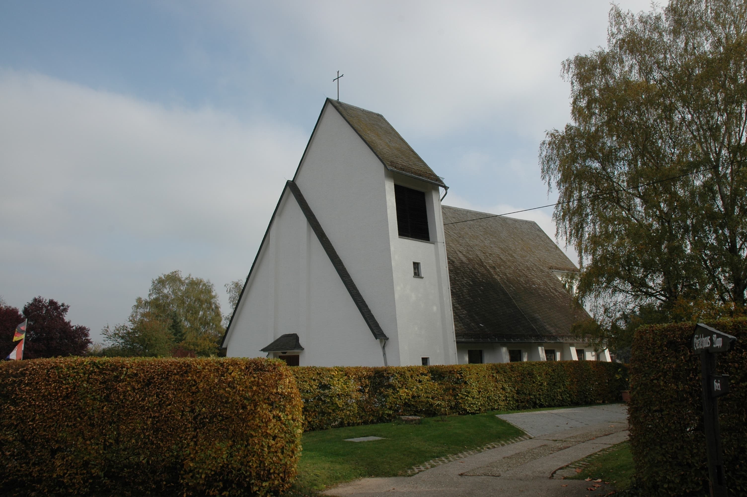 St. Maria Regina und St. Leonhard