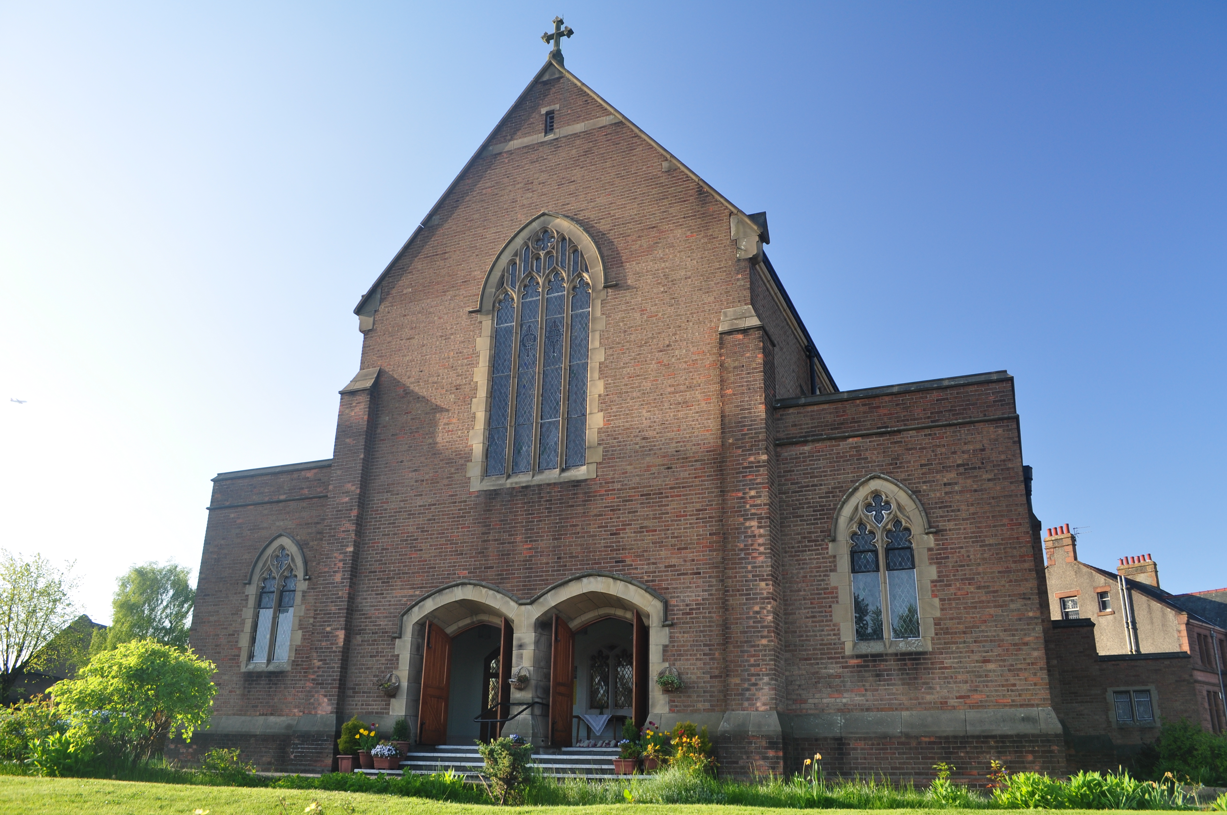 St Ninian's Roman Catholic Church, 206 Knightswood Road, Knightswood Cross